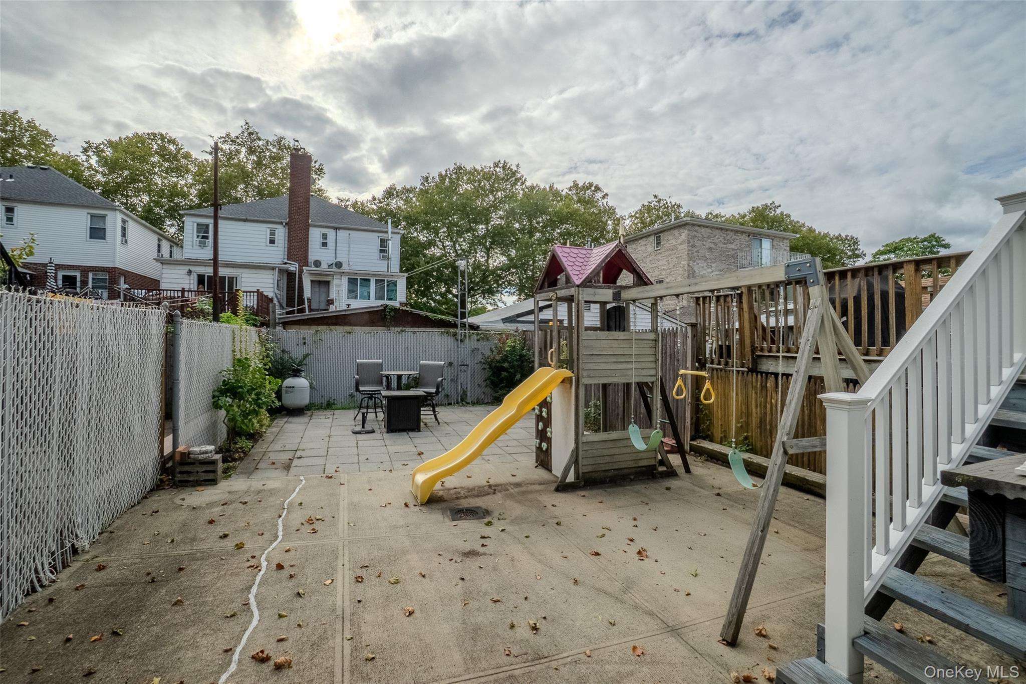 Single Family Vincent Avenue Bronx, NY 10465, MLS-1058066-12