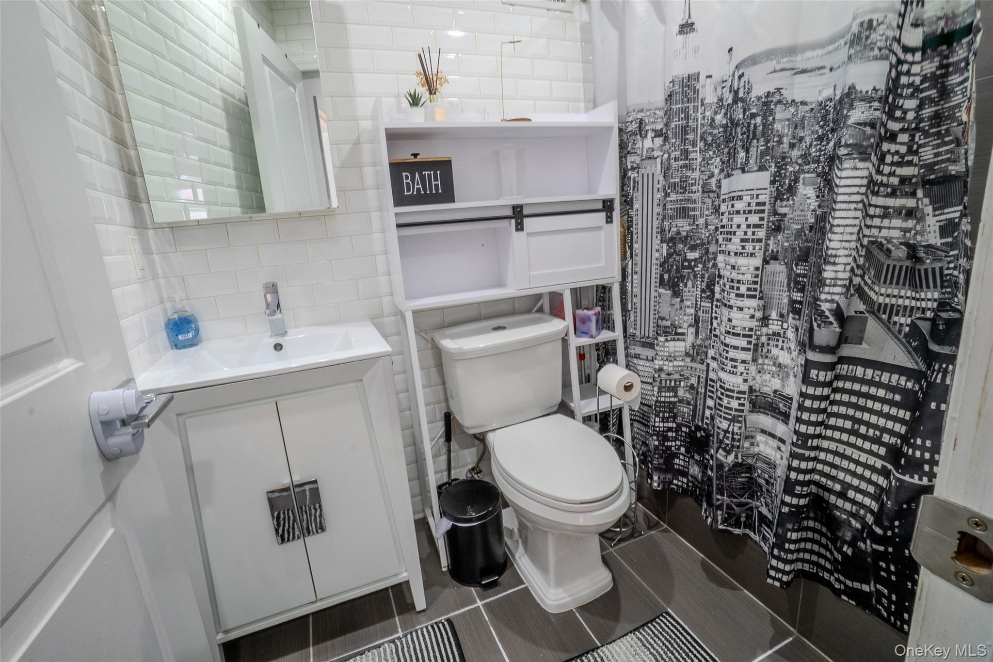 Single Family Vincent Avenue Bronx, NY 10465, MLS-1058066-9
