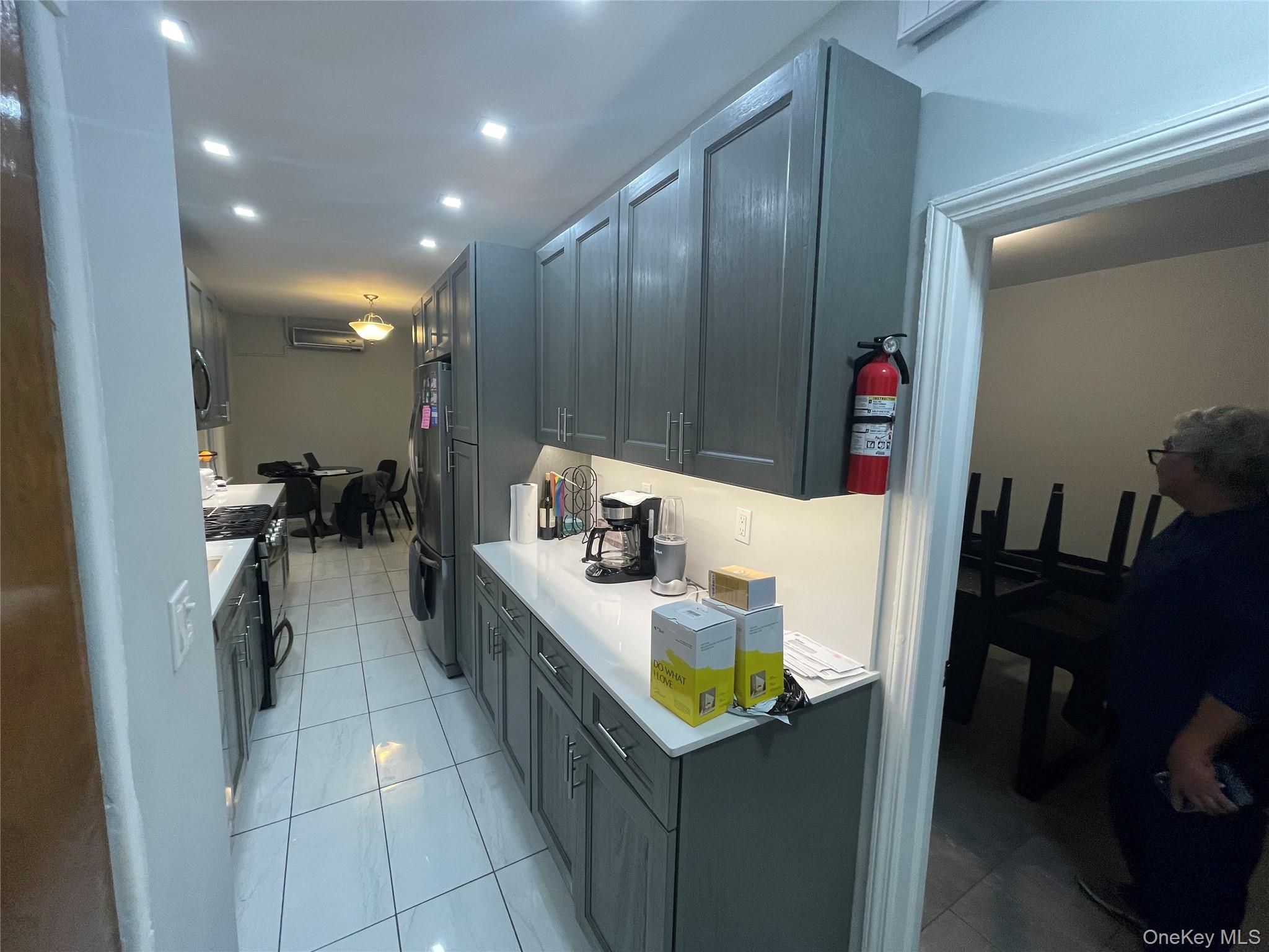 Single Family 76th Street Queens, NY 11385, MLS-1058081-11