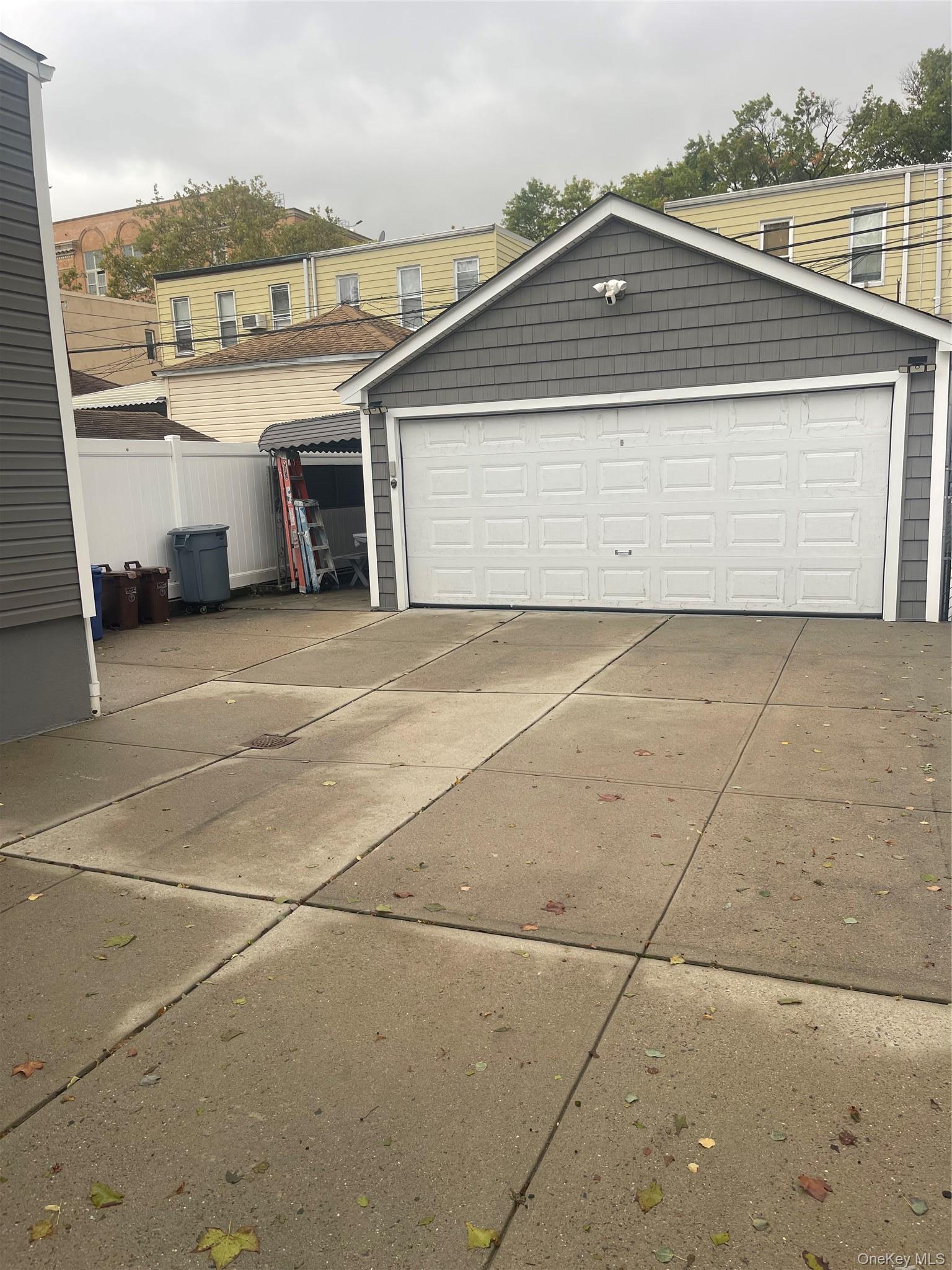 Single Family 76th Street Queens, NY 11385, MLS-1058081-4