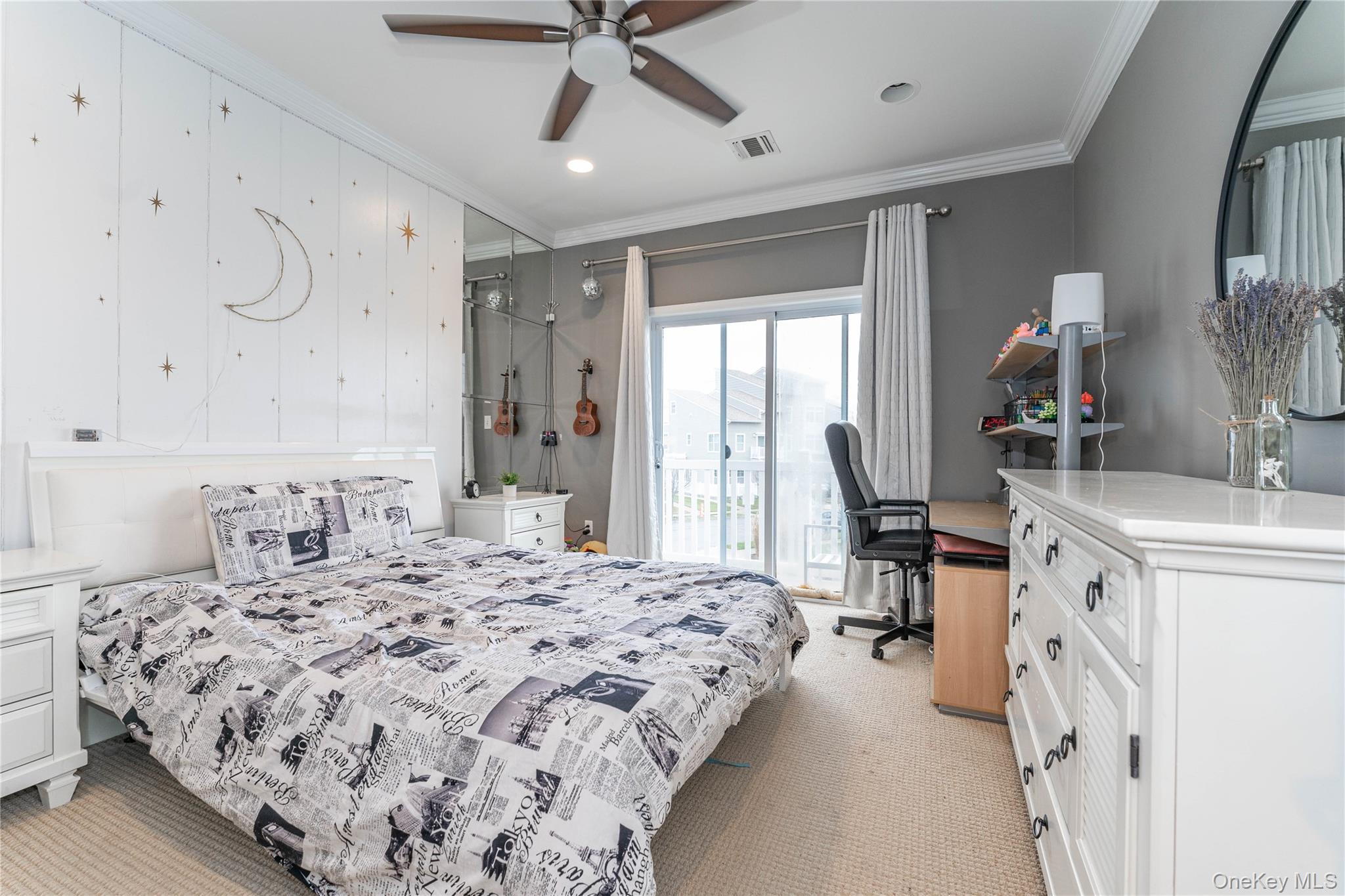 Single Family Compass Place Queens, NY 11692, MLS-1058087-10