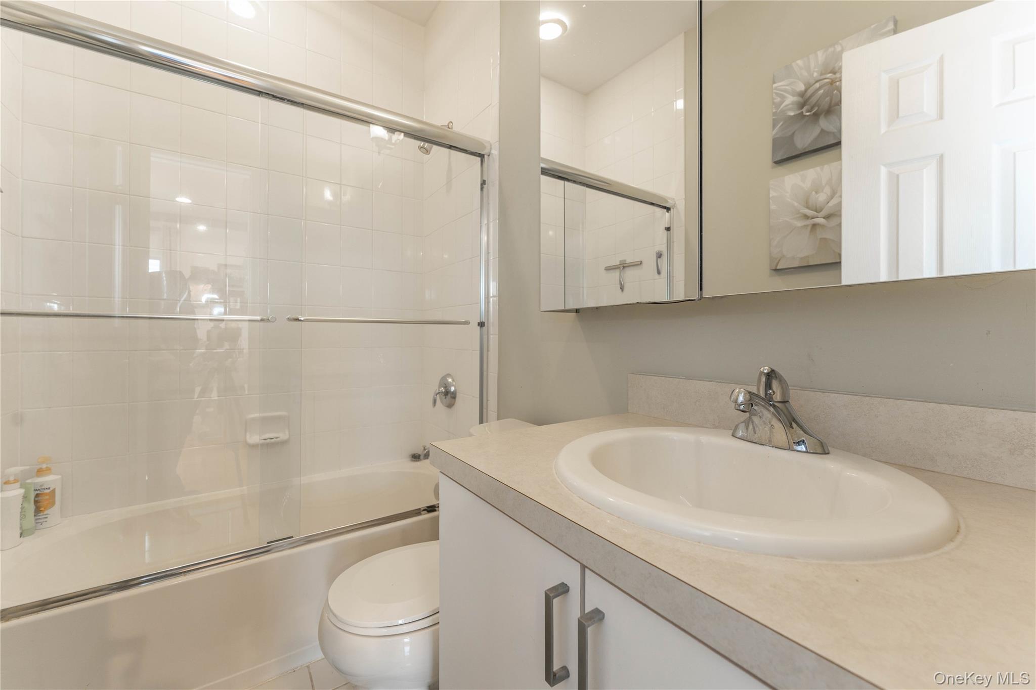 Single Family Compass Place Queens, NY 11692, MLS-1058087-13