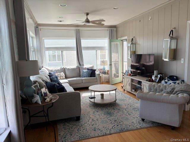 Single Family Compass Place Queens, NY 11692, MLS-1058087-16