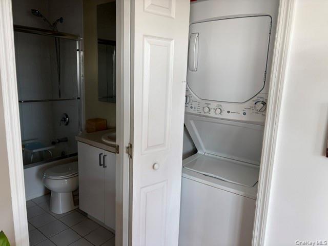 Single Family Compass Place Queens, NY 11692, MLS-1058087-20