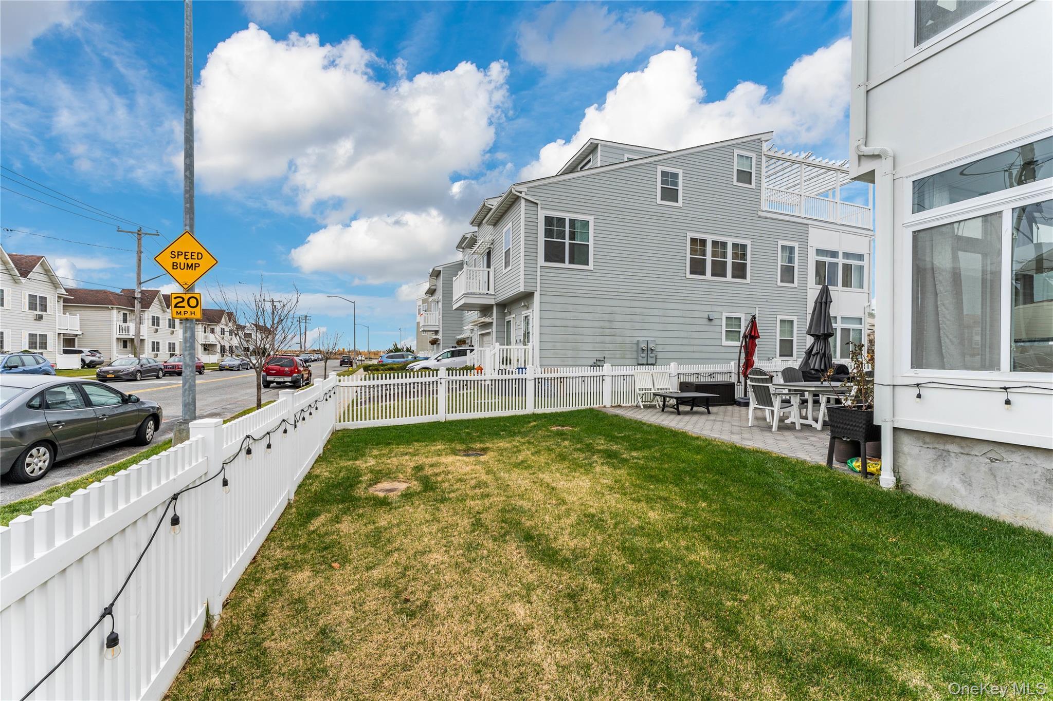Single Family Compass Place Queens, NY 11692, MLS-1058087-25