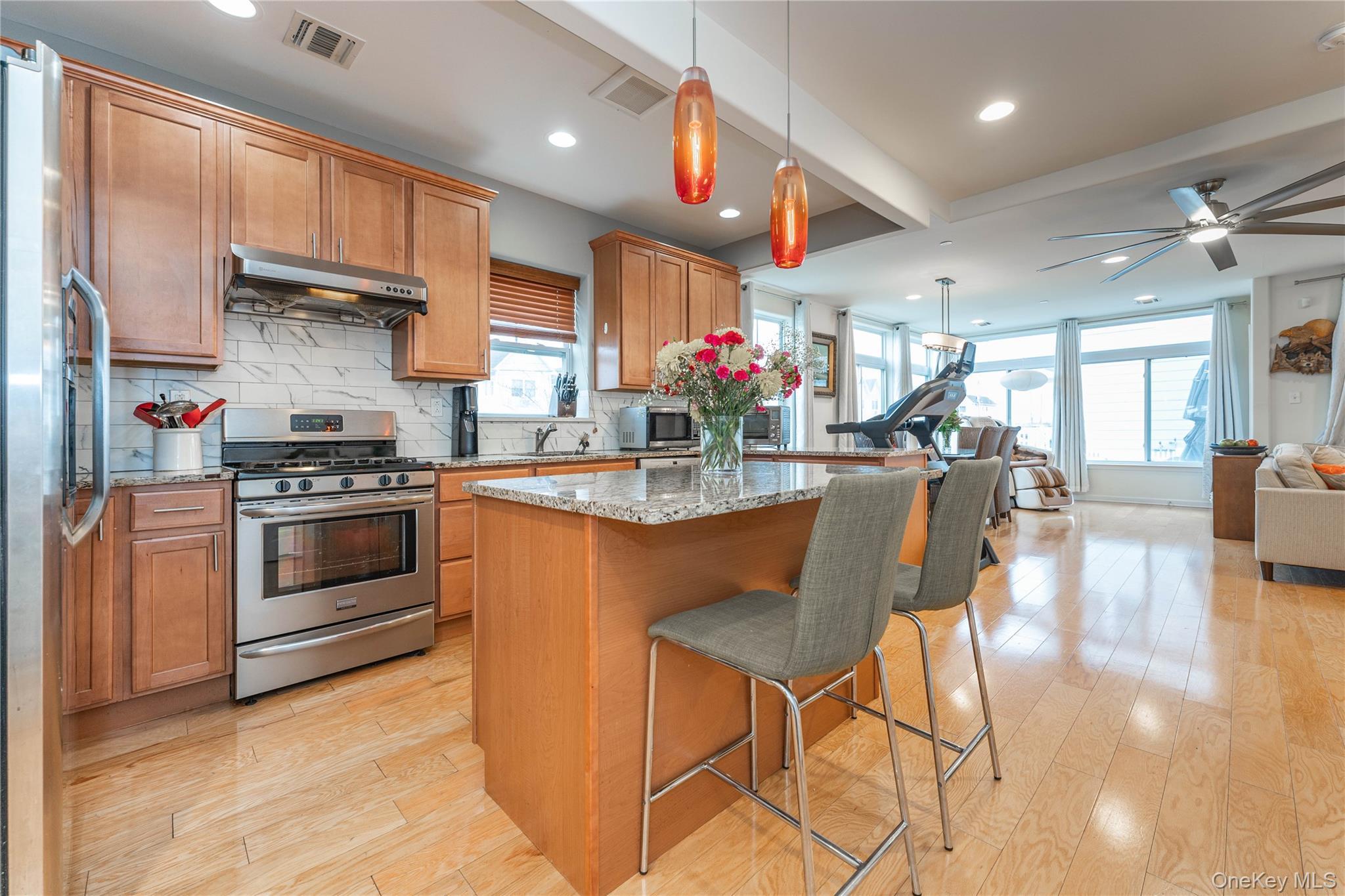 Single Family Compass Place Queens, NY 11692, MLS-1058087-6