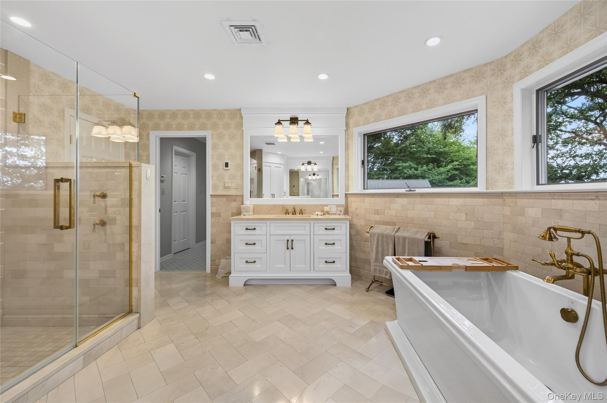 Single Family Cove Neck Road  Nassau County, NY 11771, MLS-1058118-13