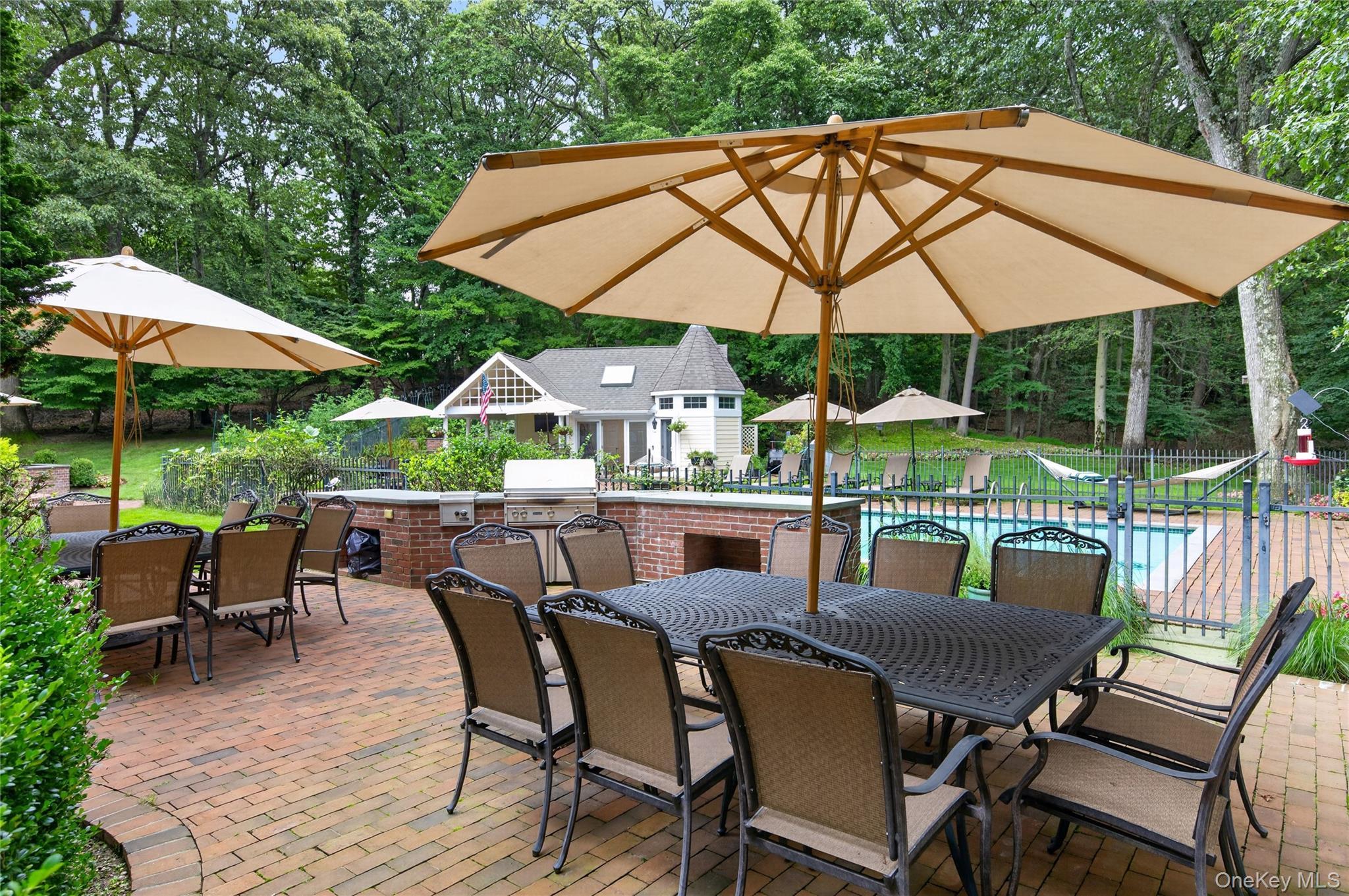 Single Family Cove Neck Road  Nassau County, NY 11771, MLS-1058118-27