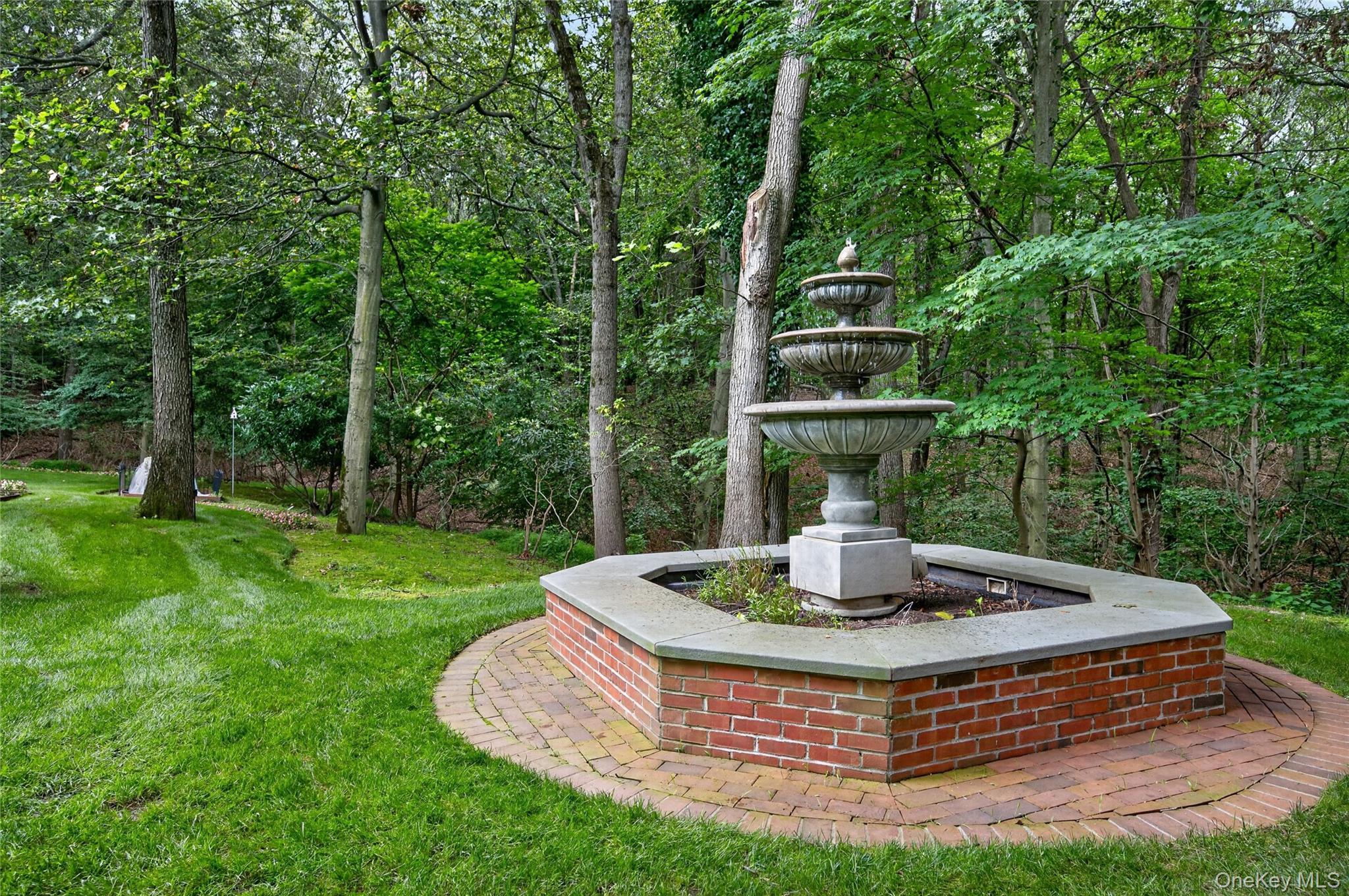 Single Family Cove Neck Road  Nassau County, NY 11771, MLS-1058118-28