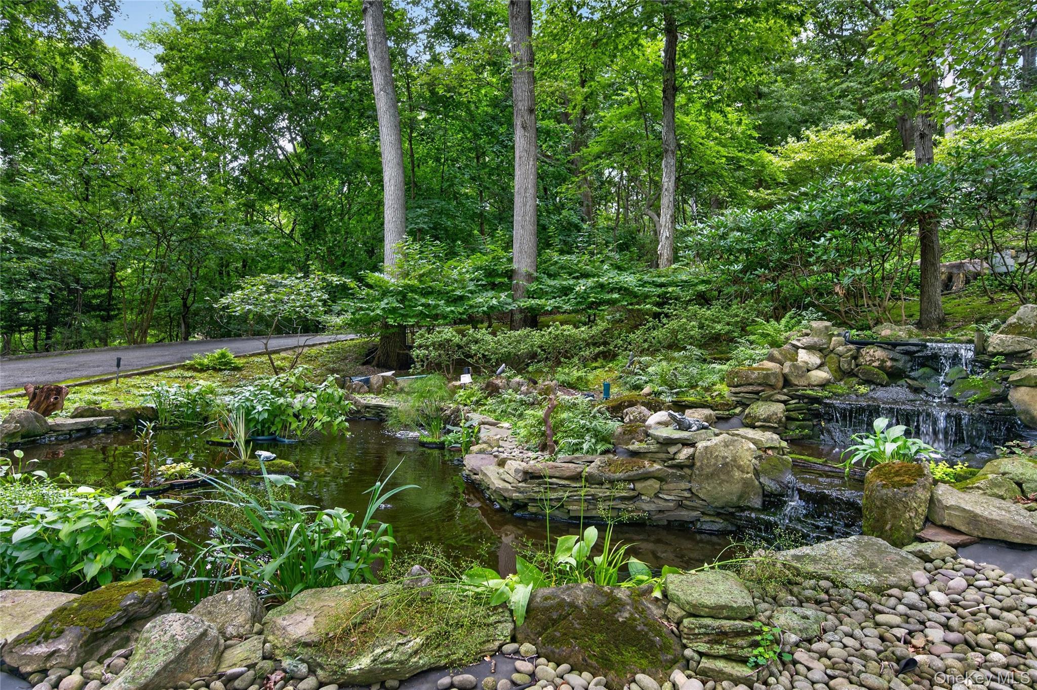 Single Family Cove Neck Road  Nassau County, NY 11771, MLS-1058118-33