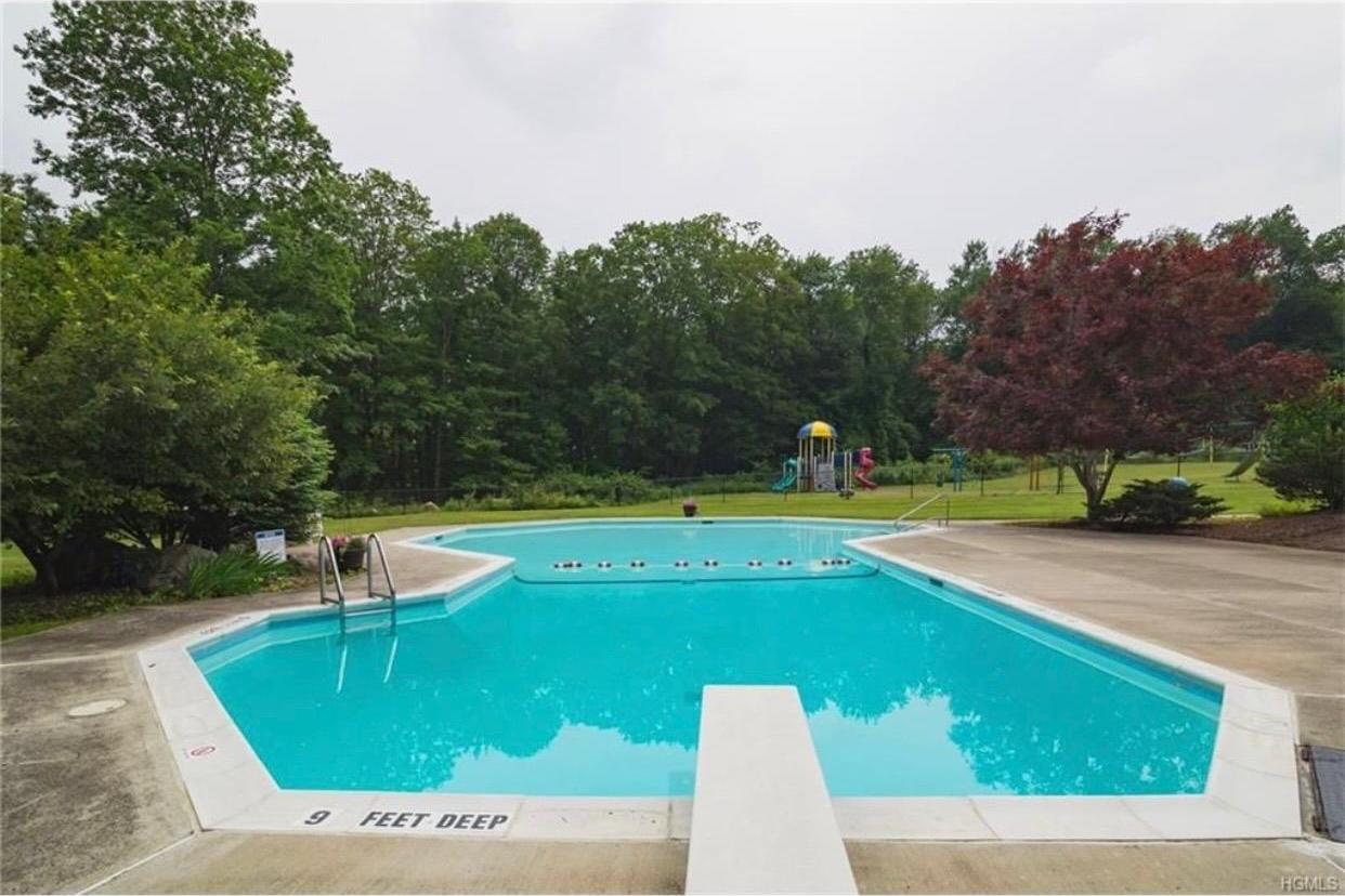 Single Family Village Drive Putnam County, NY 10509, MLS-1058192-3