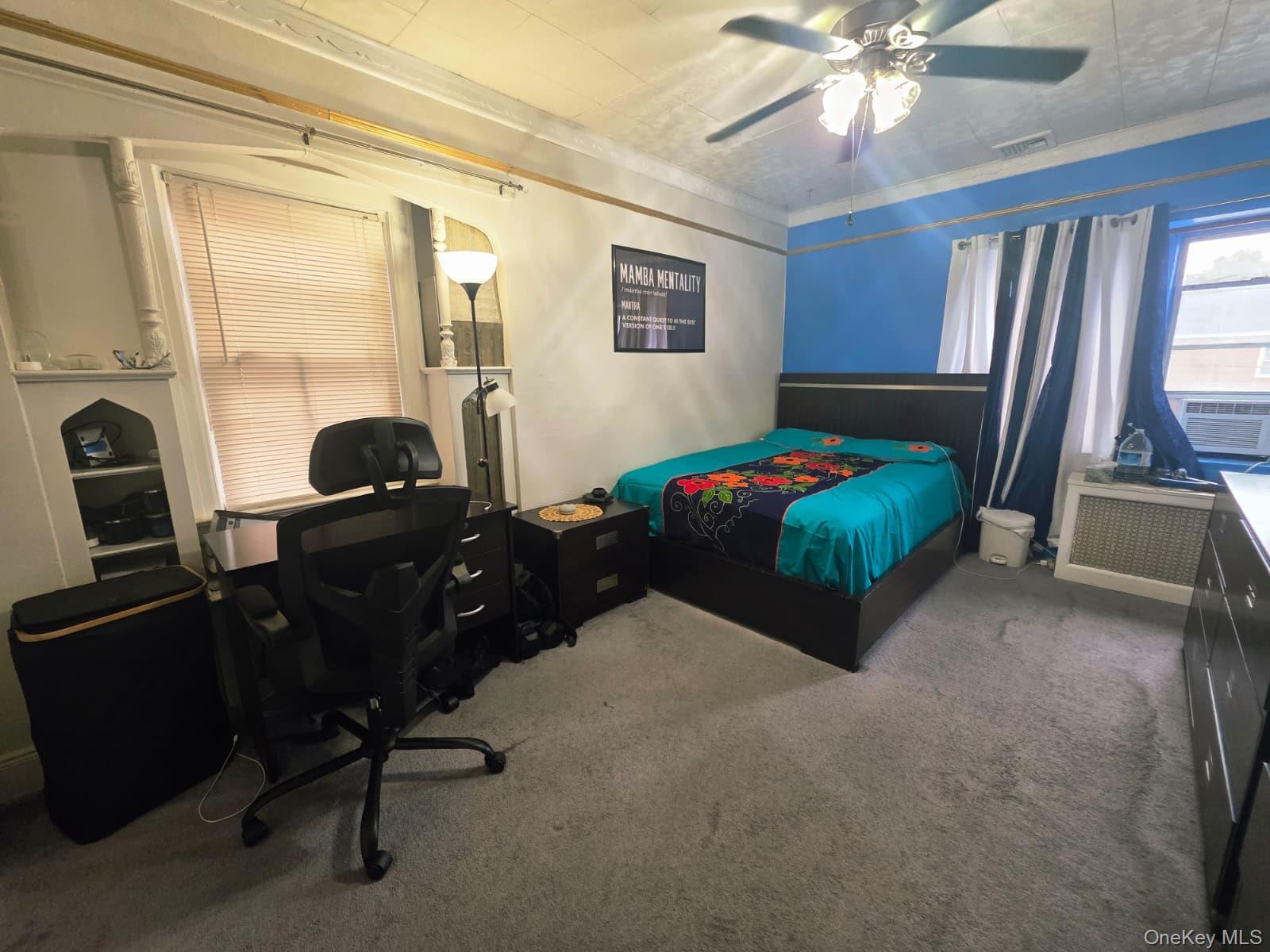Single Family 204th Street  Queens, NY 11412, MLS-1058213-5