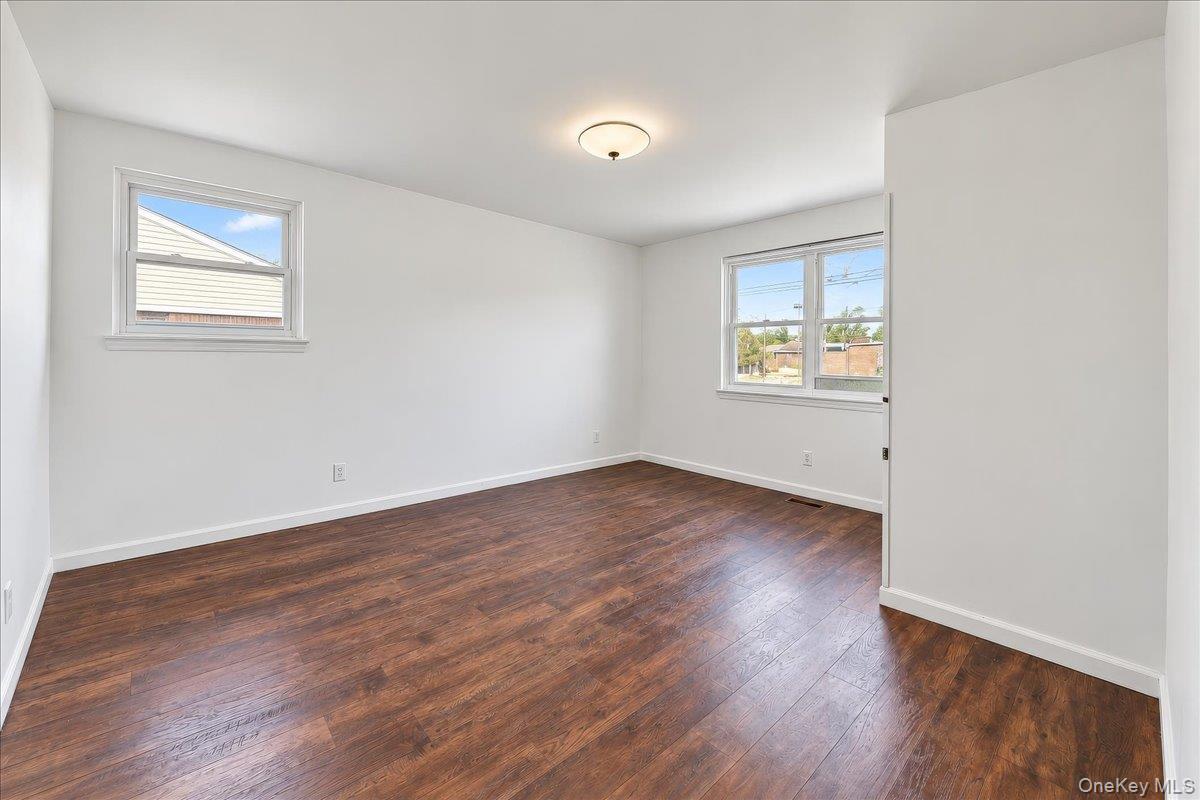 Single Family Radcliff Avenue  Bronx, NY 10462, MLS-1058223-11
