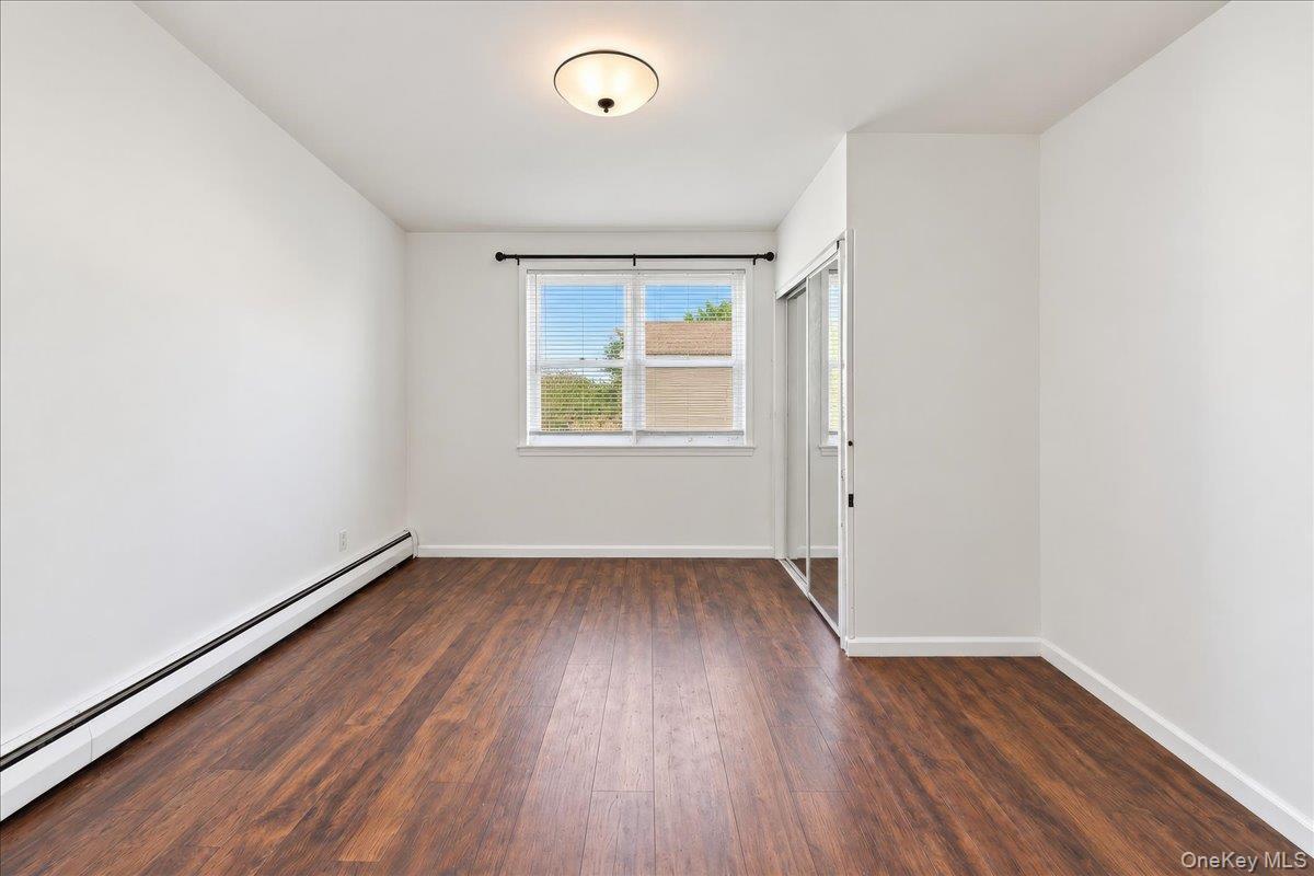 Single Family Radcliff Avenue  Bronx, NY 10462, MLS-1058223-12