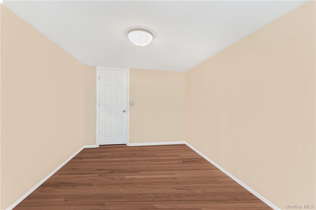 Single Family Balcom Avenue Bronx, NY 10465, MLS-1058253-14