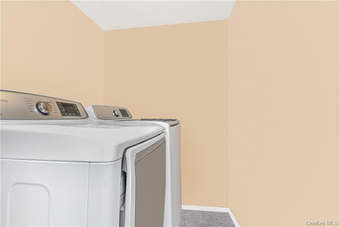 Single Family Balcom Avenue Bronx, NY 10465, MLS-1058253-15