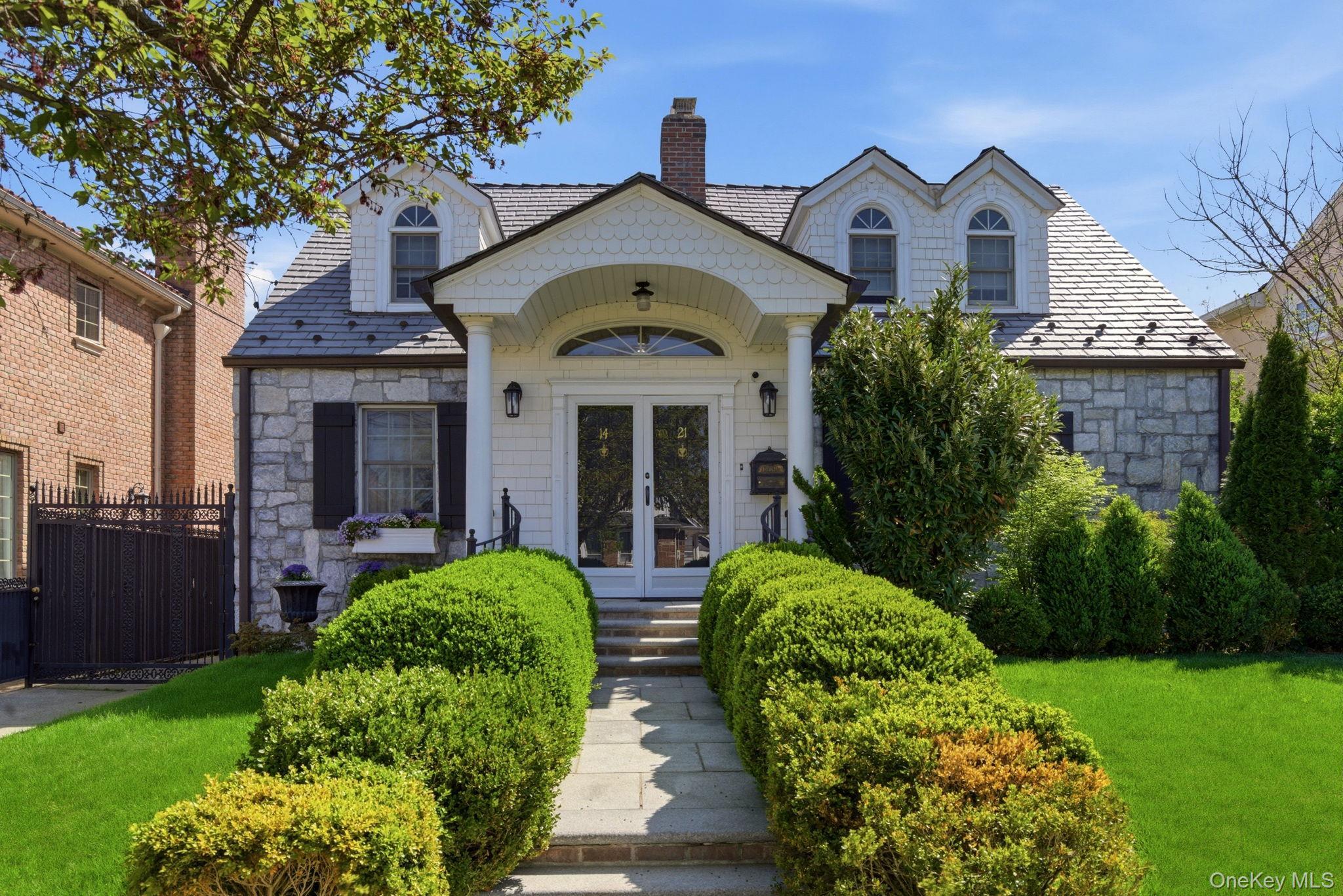 Single Family Burton Street Queens, NY 11357, MLS-1058258-2