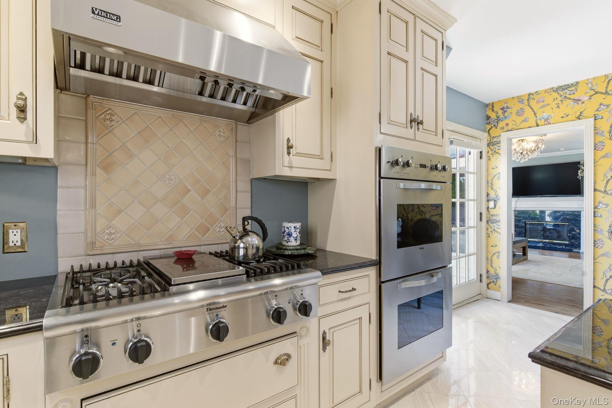 Single Family Burton Street Queens, NY 11357, MLS-1058258-25