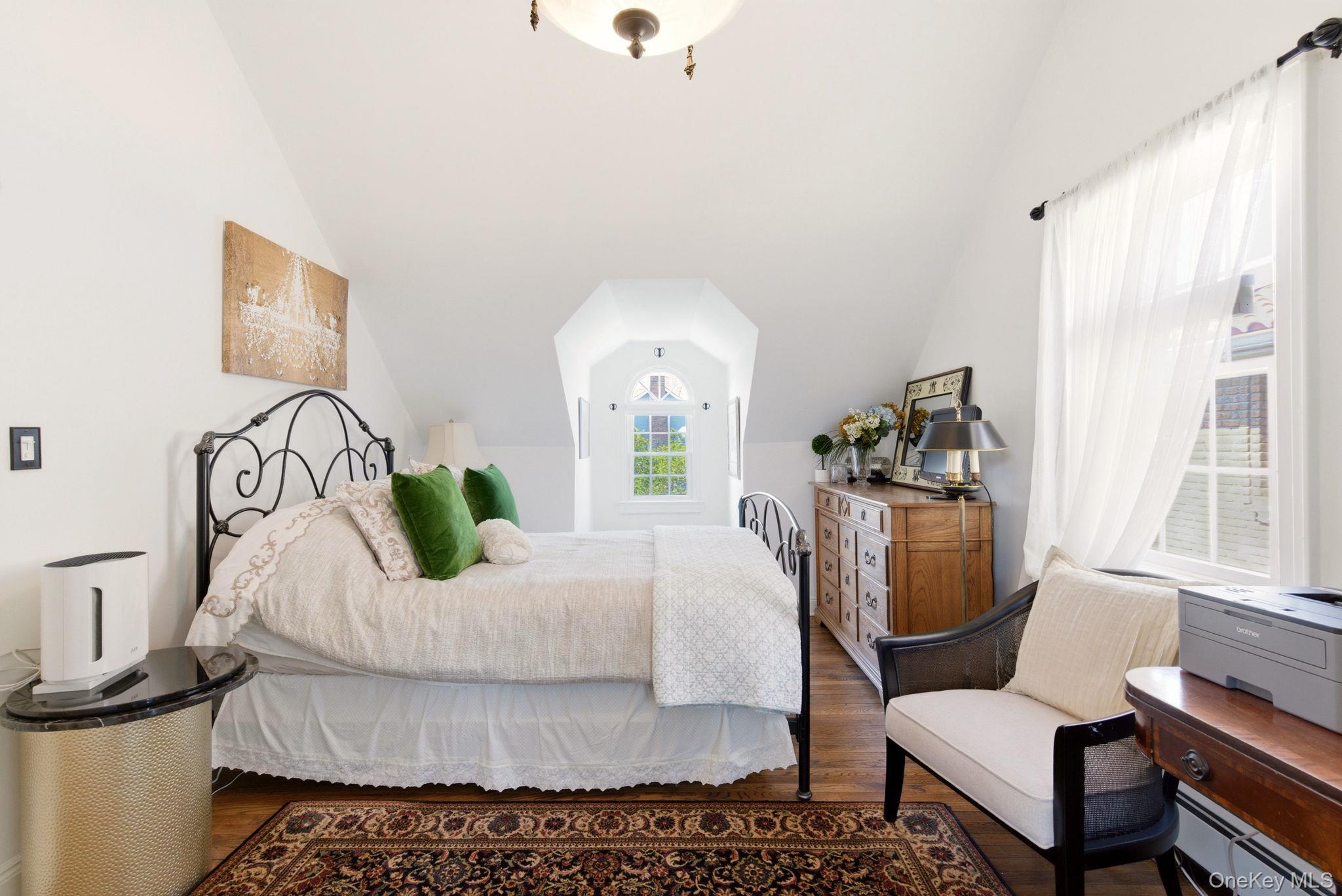 Single Family Burton Street Queens, NY 11357, MLS-1058258-29