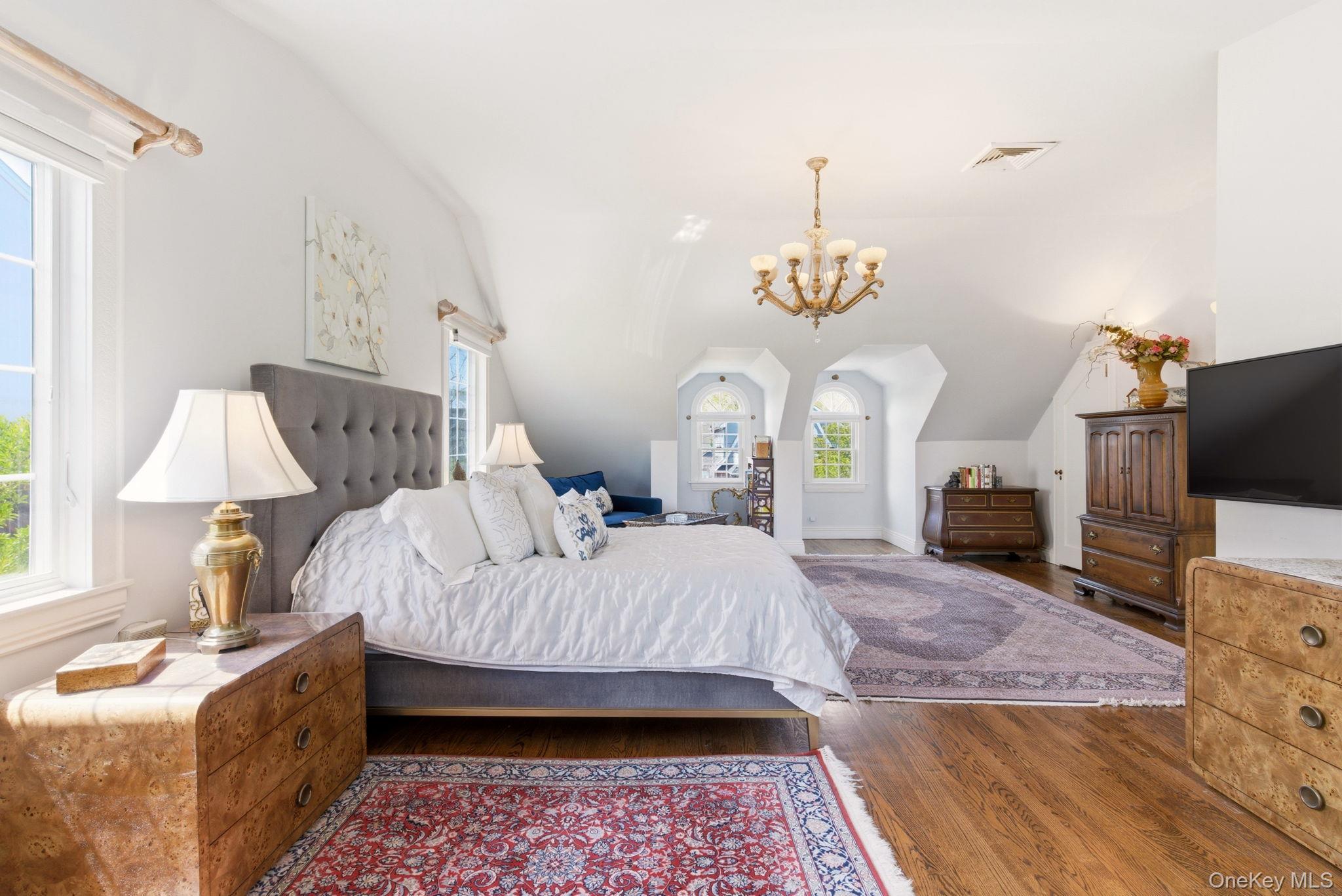 Single Family Burton Street Queens, NY 11357, MLS-1058258-36