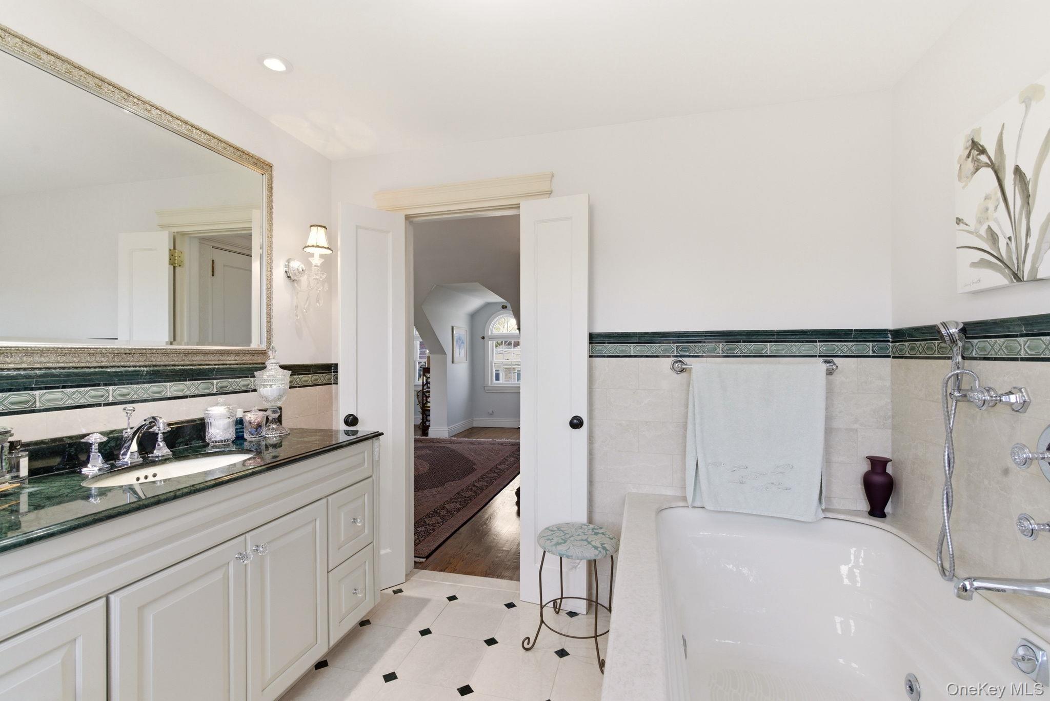 Single Family Burton Street Queens, NY 11357, MLS-1058258-40
