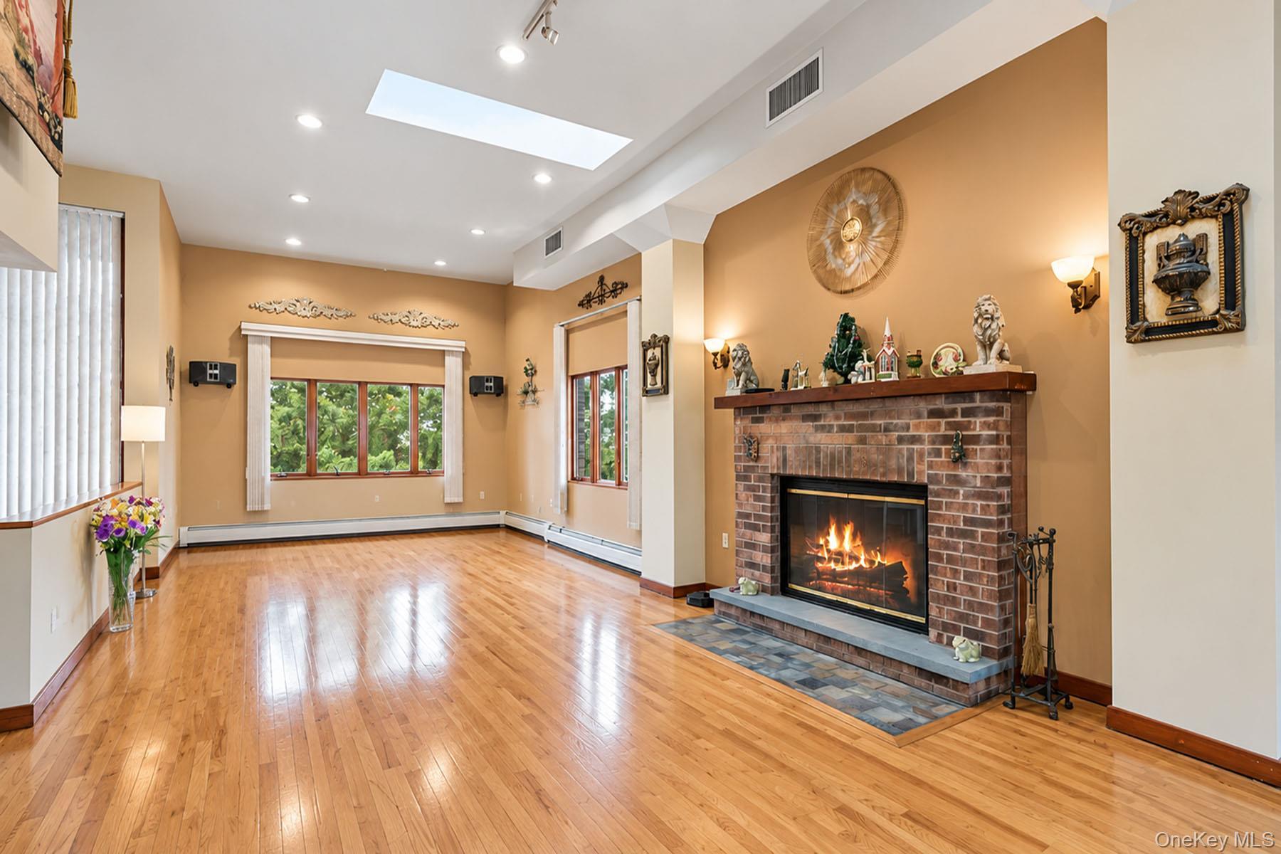 Single Family 35th Avenue  Queens, NY 11358, MLS-1058268-24