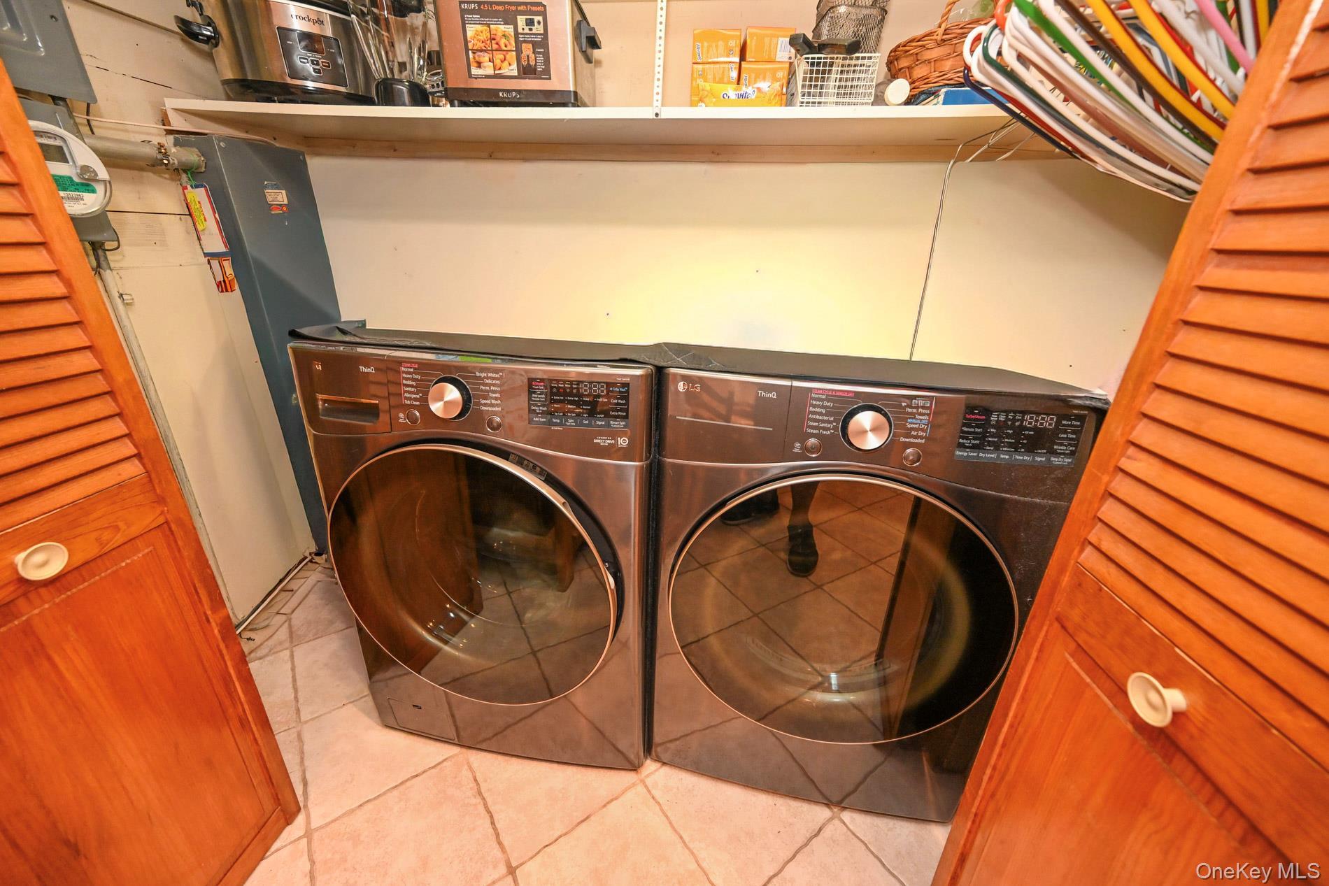 Single Family 58th Road  Queens, NY 11379, MLS-1058279-15