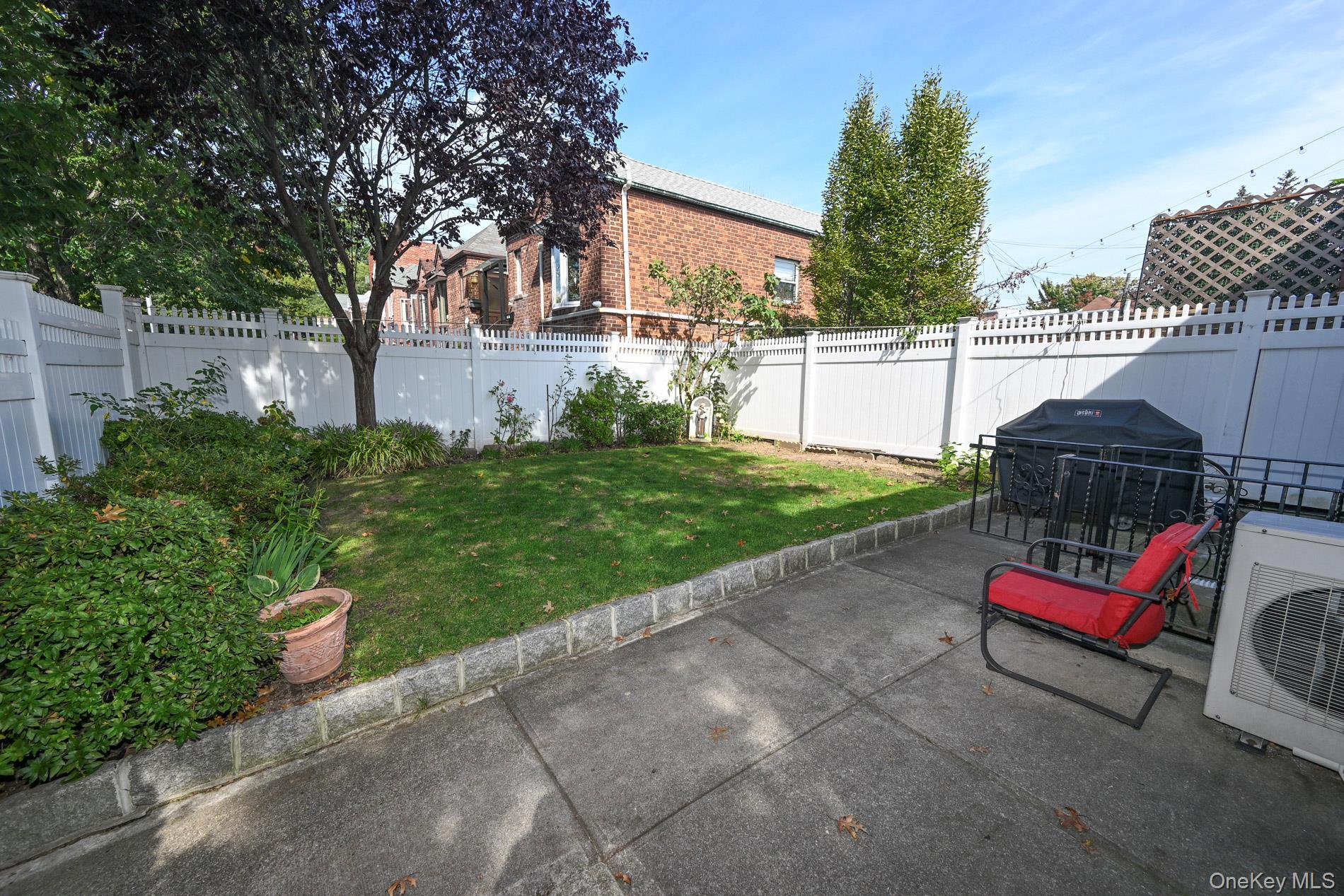 Single Family 58th Road  Queens, NY 11379, MLS-1058279-20