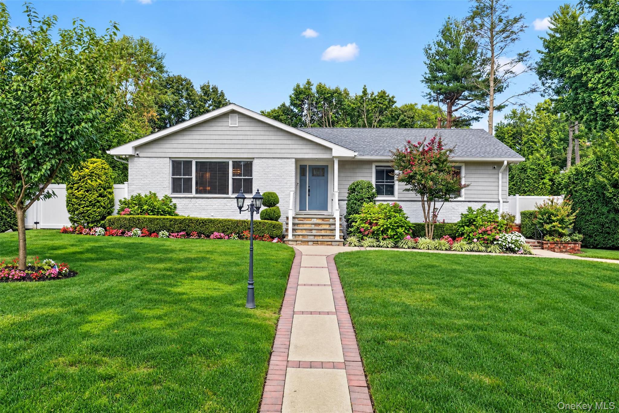 Single Family Valley Avenue Nassau County, NY 11560, MLS-1058290-2