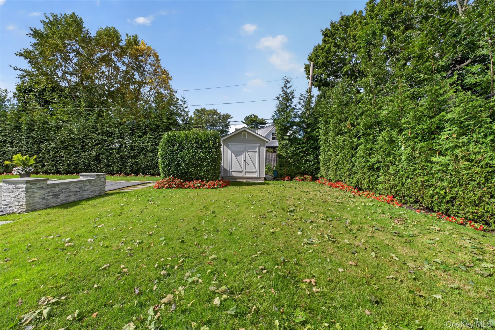 Single Family Valley Avenue Nassau County, NY 11560, MLS-1058290-46