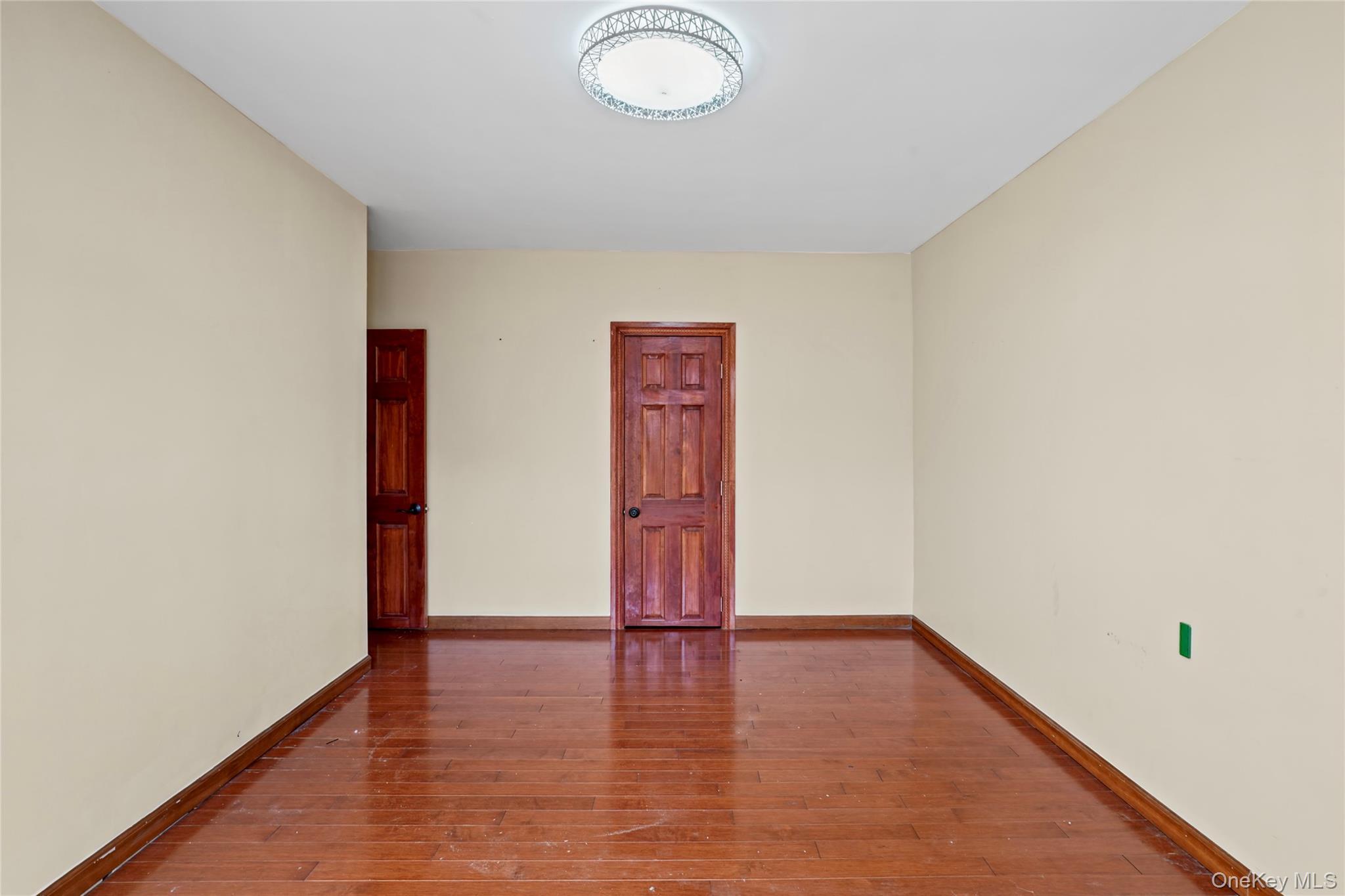 Single Family 63rd Street  Queens, NY 11377, MLS-1058331-11
