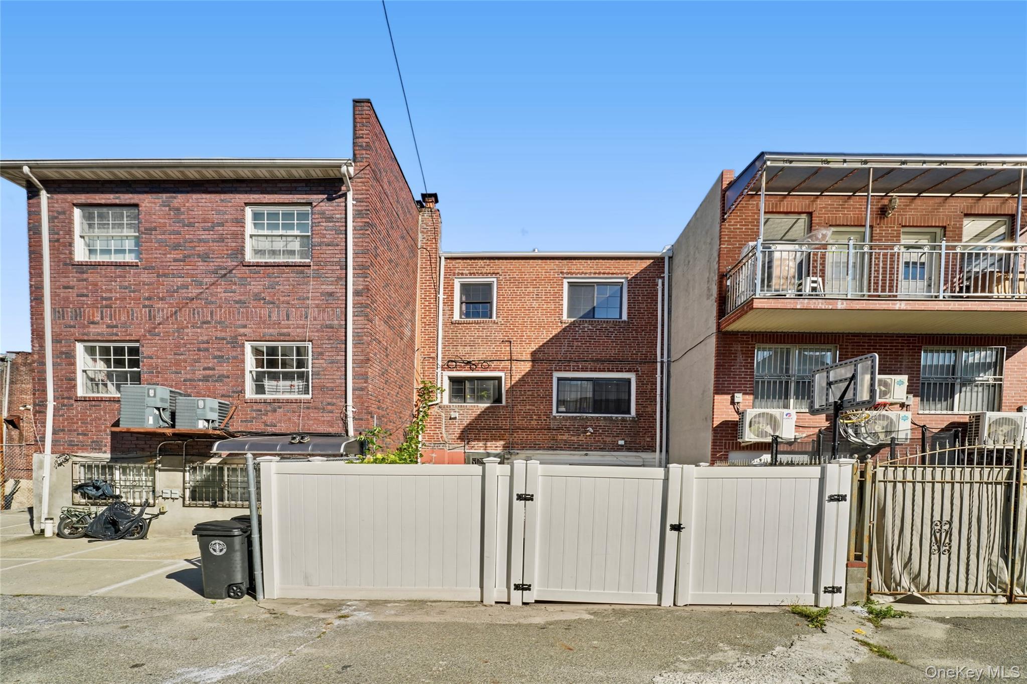 Single Family 63rd Street  Queens, NY 11377, MLS-1058331-22