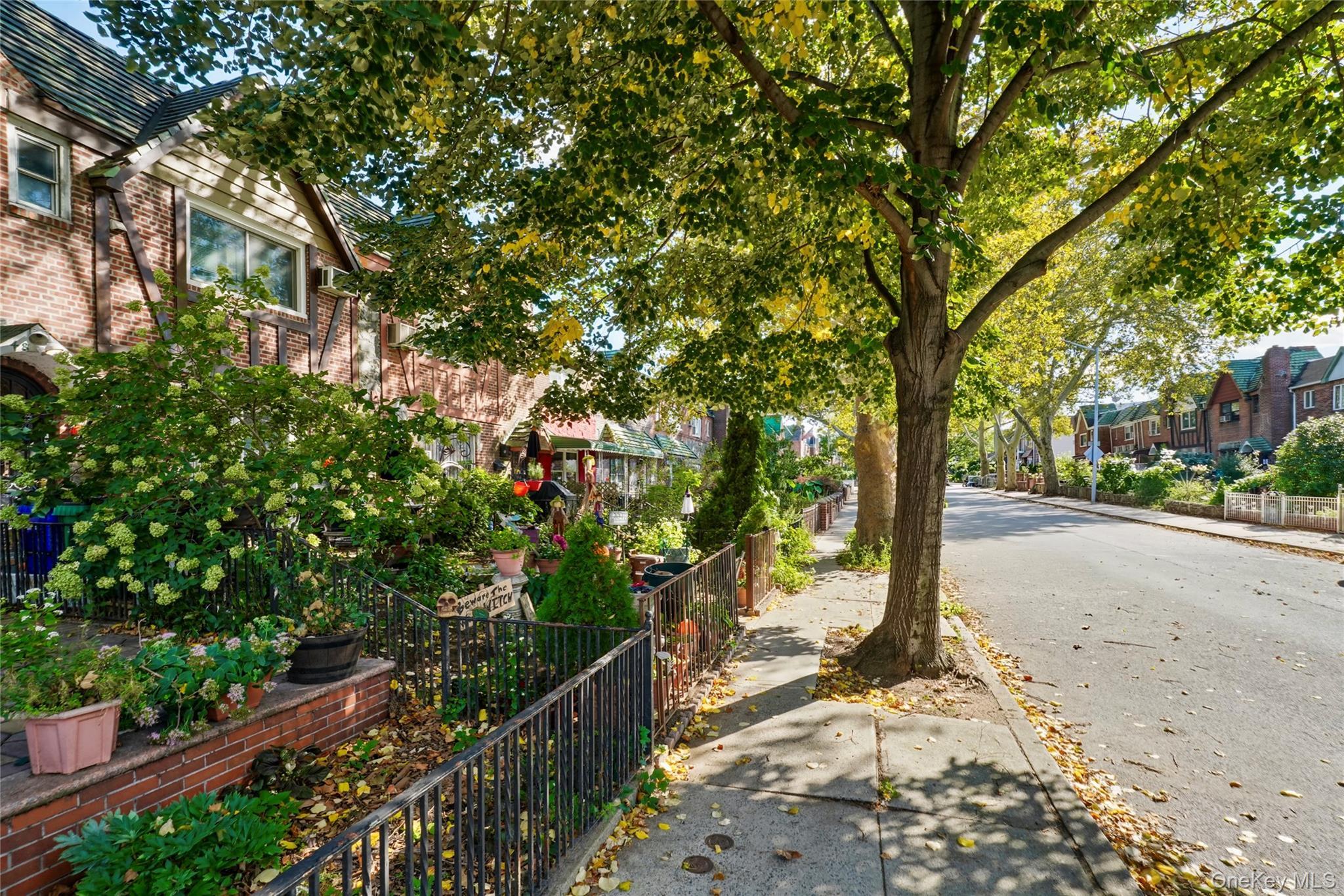 Single Family 63rd Street  Queens, NY 11377, MLS-1058331-25