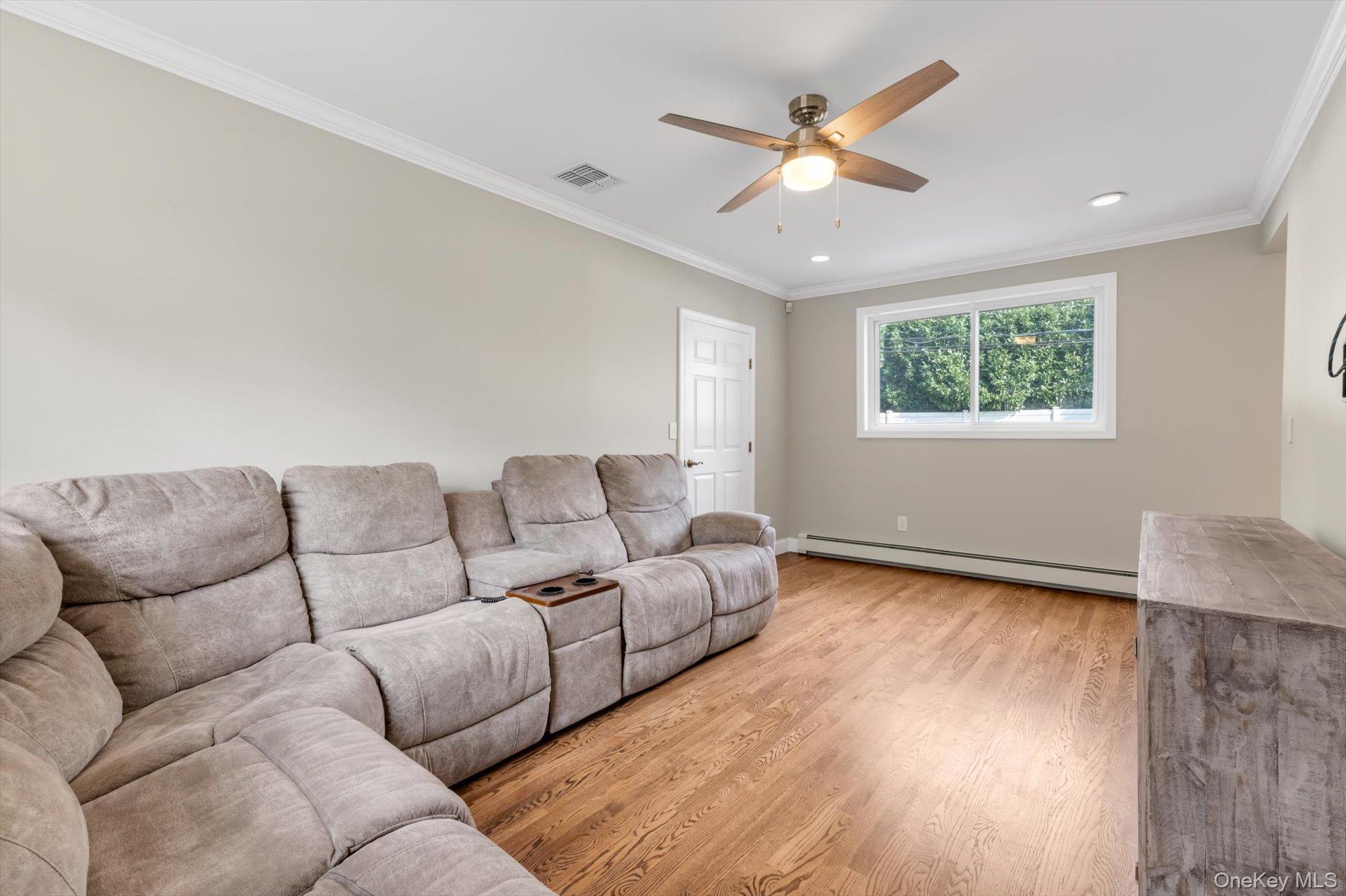 Single Family Lesley Drive  Nassau County, NY 11791, MLS-1058348-13