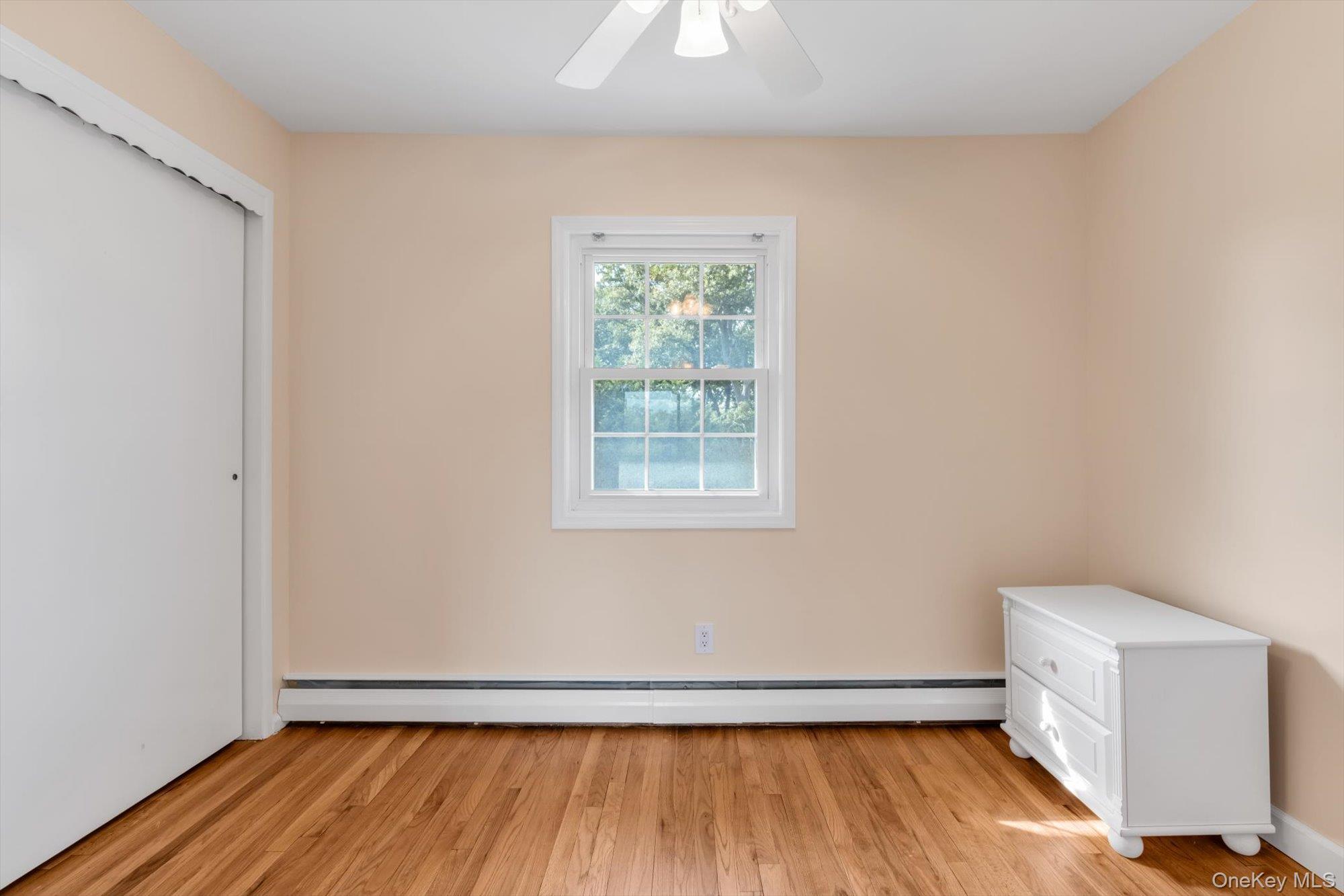 Single Family Lesley Drive  Nassau County, NY 11791, MLS-1058348-23