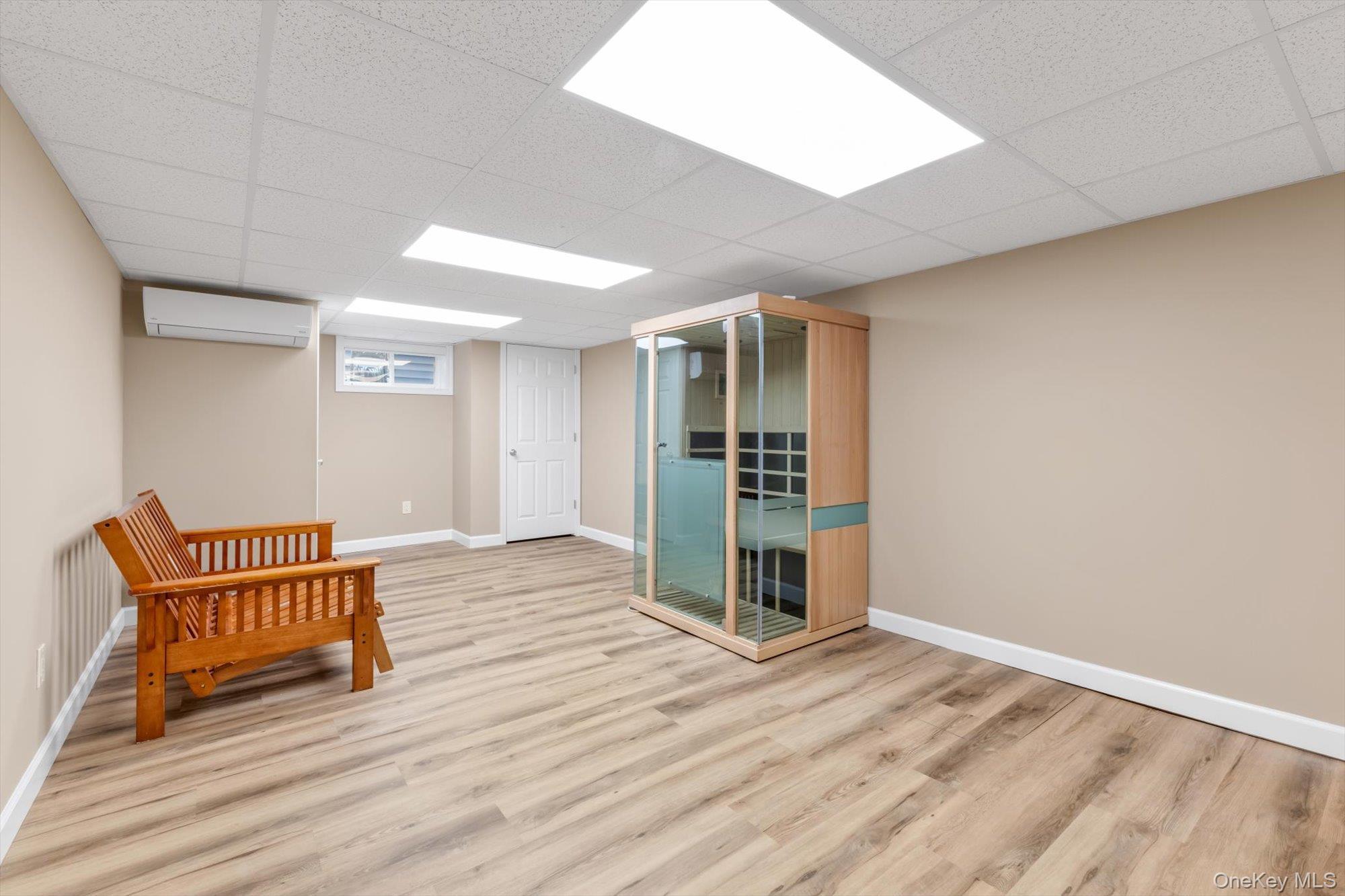 Single Family Lesley Drive  Nassau County, NY 11791, MLS-1058348-30