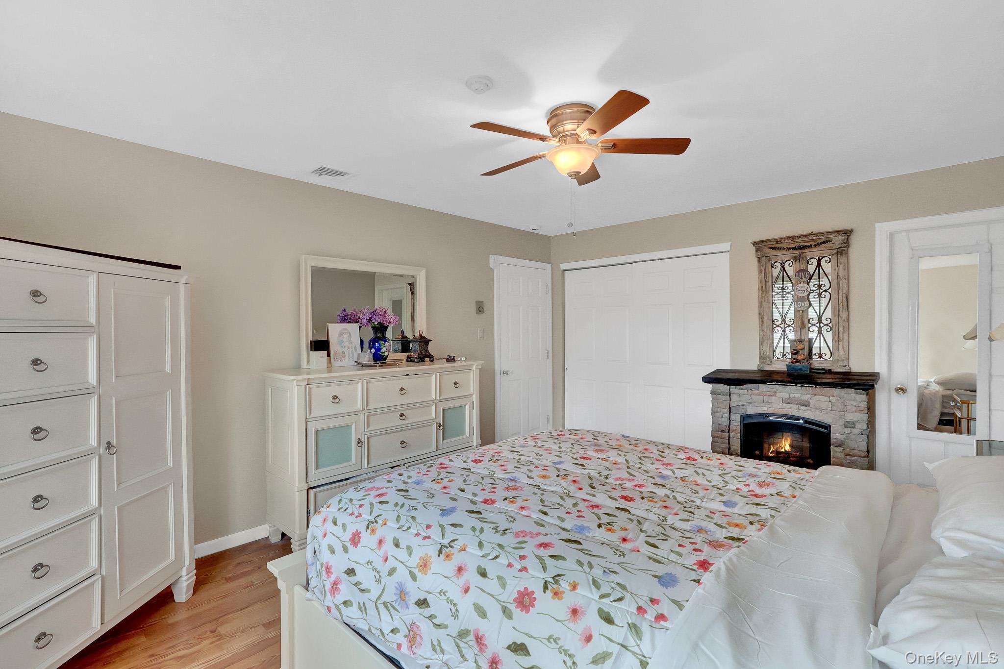 Single Family Forge Lane Suffolk County, NY 11727, MLS-1058367-11