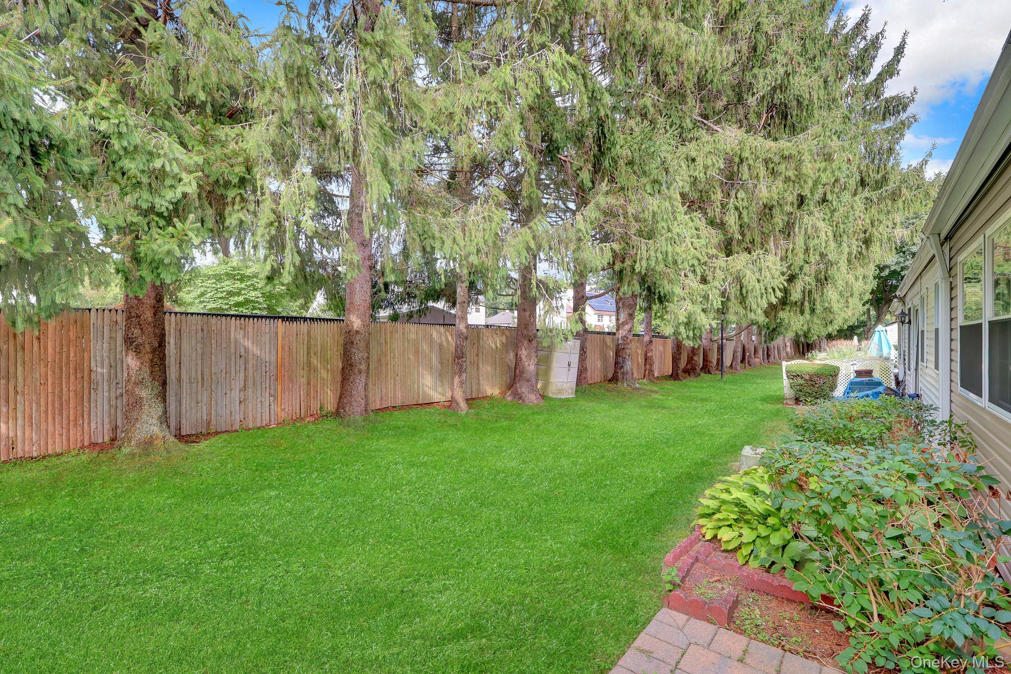 Single Family Forge Lane Suffolk County, NY 11727, MLS-1058367-15