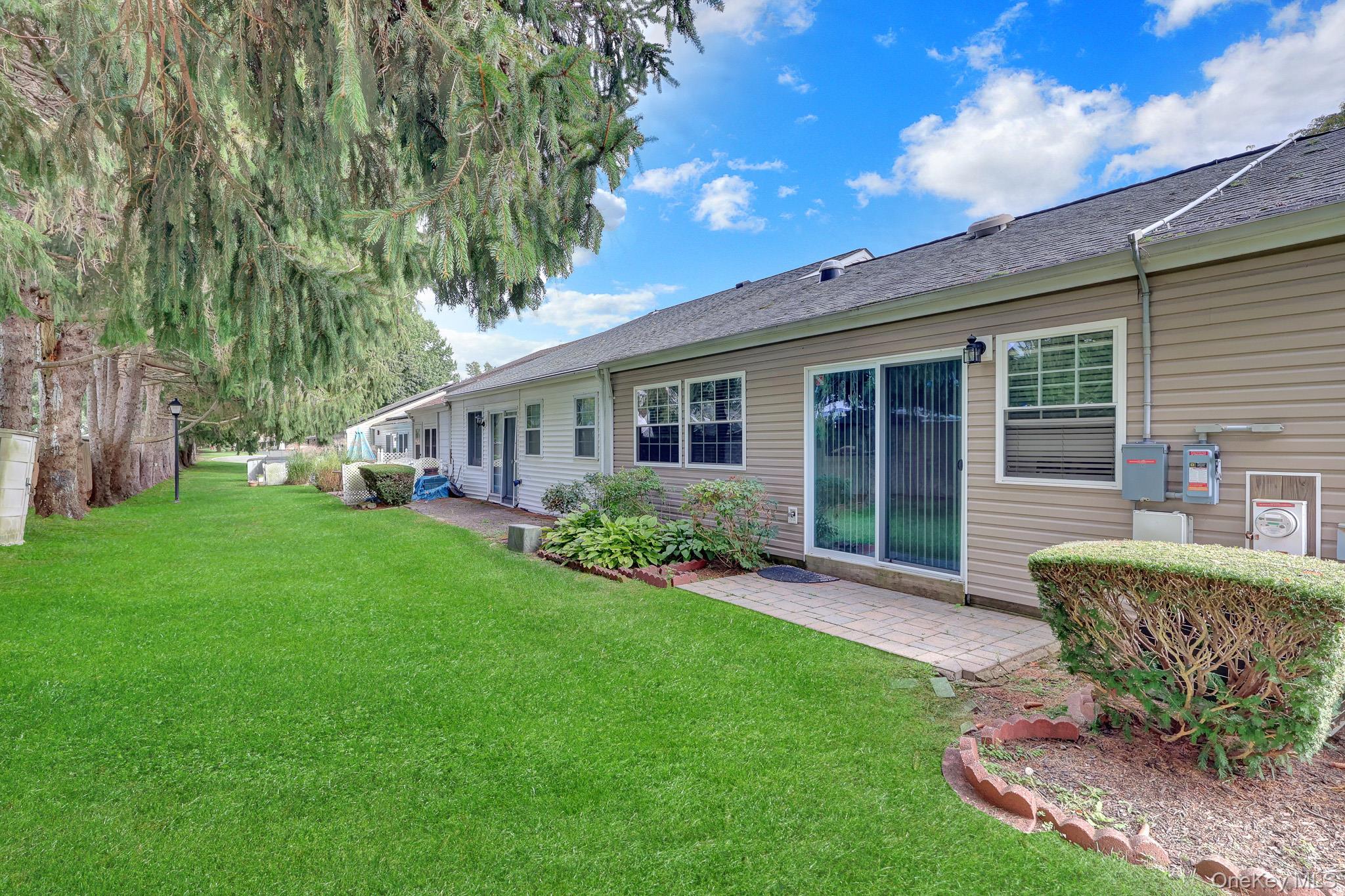 Single Family Forge Lane Suffolk County, NY 11727, MLS-1058367-16
