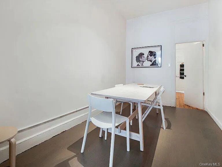 Single Family Irving Avenue  Brooklyn, NY 11237, MLS-1058383-10