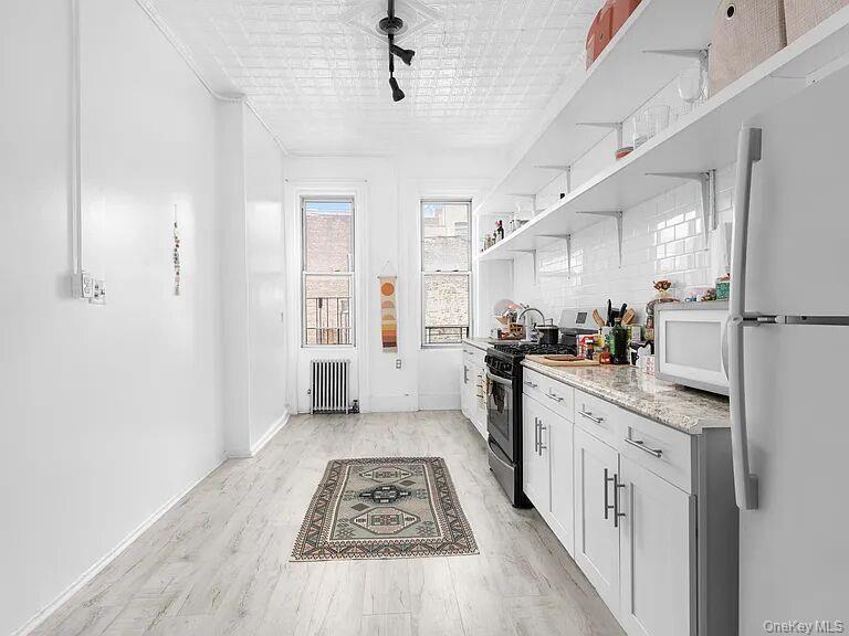 Single Family Irving Avenue  Brooklyn, NY 11237, MLS-1058383-14