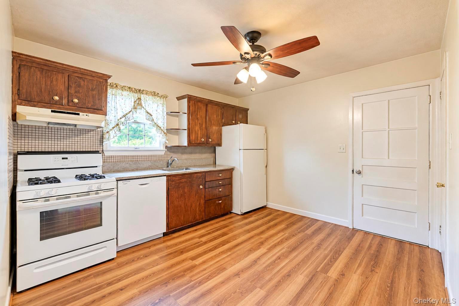 Single Family Midday Drive Suffolk County, NY 11720, MLS-1058385-16
