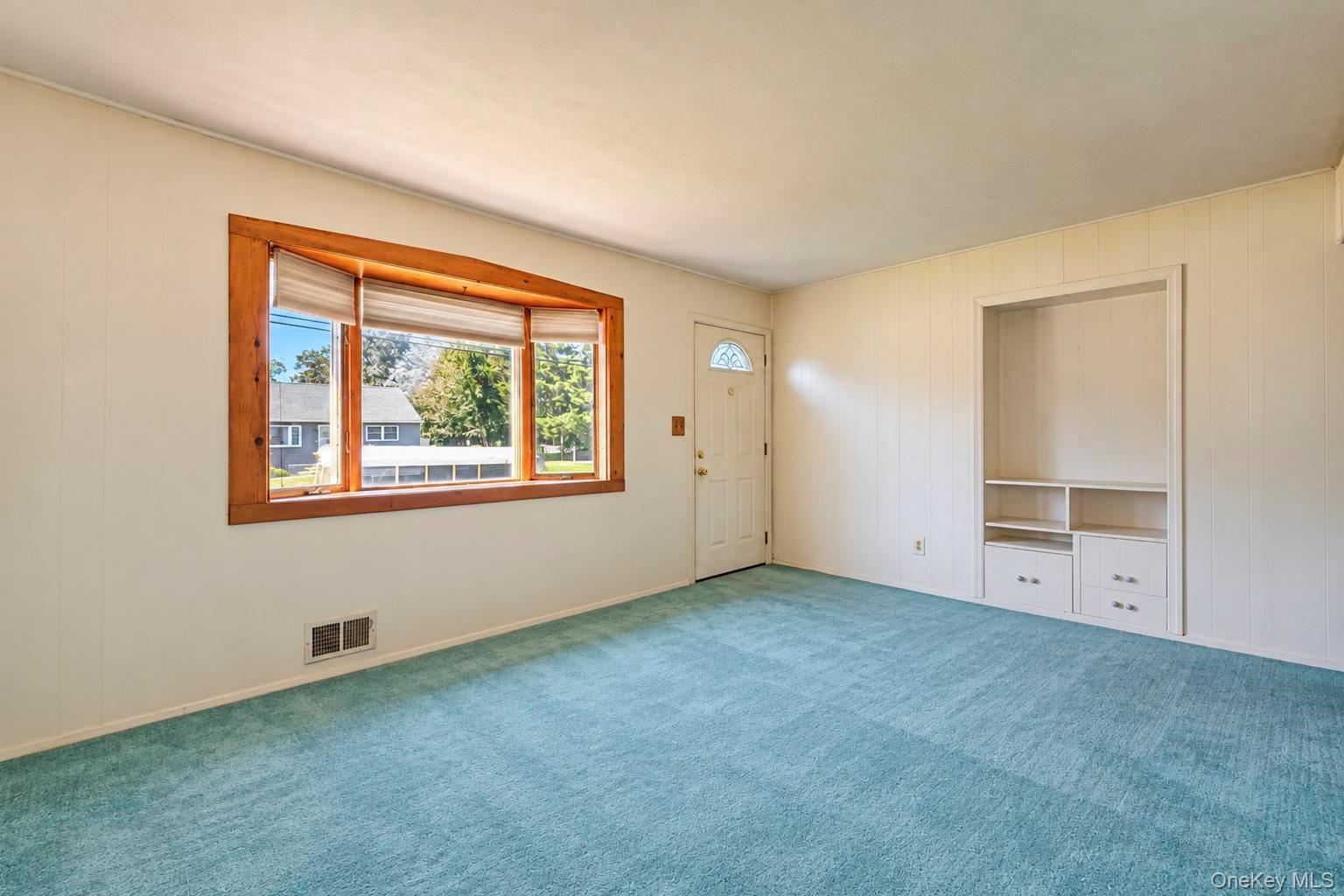 Single Family Midday Drive Suffolk County, NY 11720, MLS-1058385-5