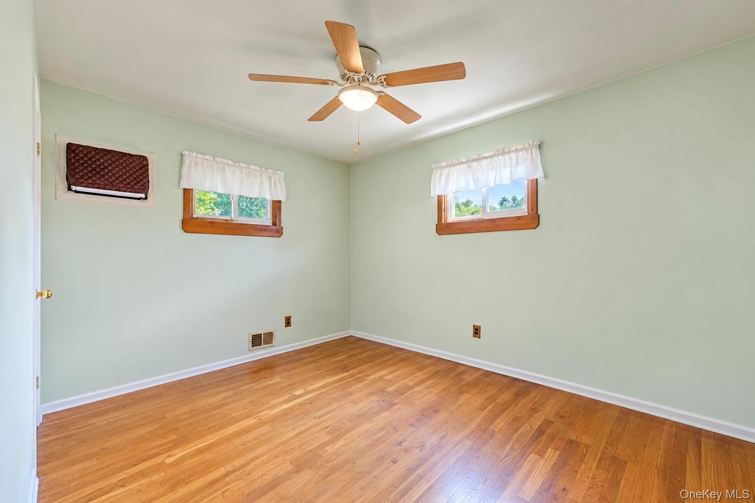 Single Family Midday Drive Suffolk County, NY 11720, MLS-1058385-7