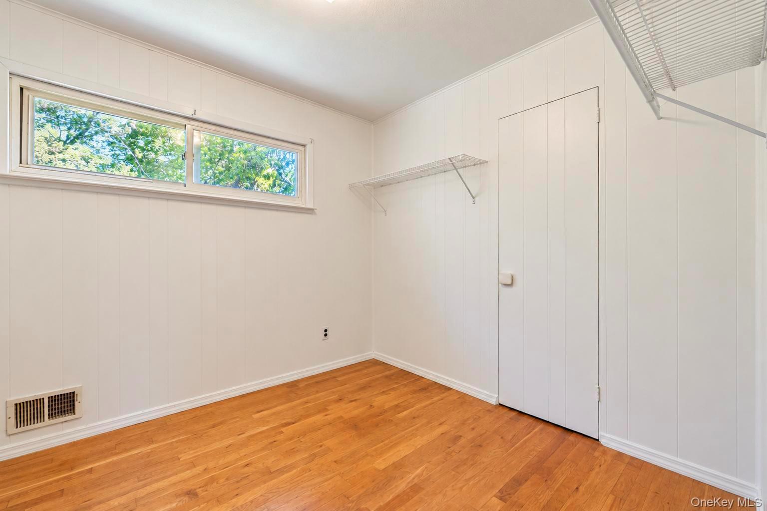 Single Family Midday Drive Suffolk County, NY 11720, MLS-1058385-9