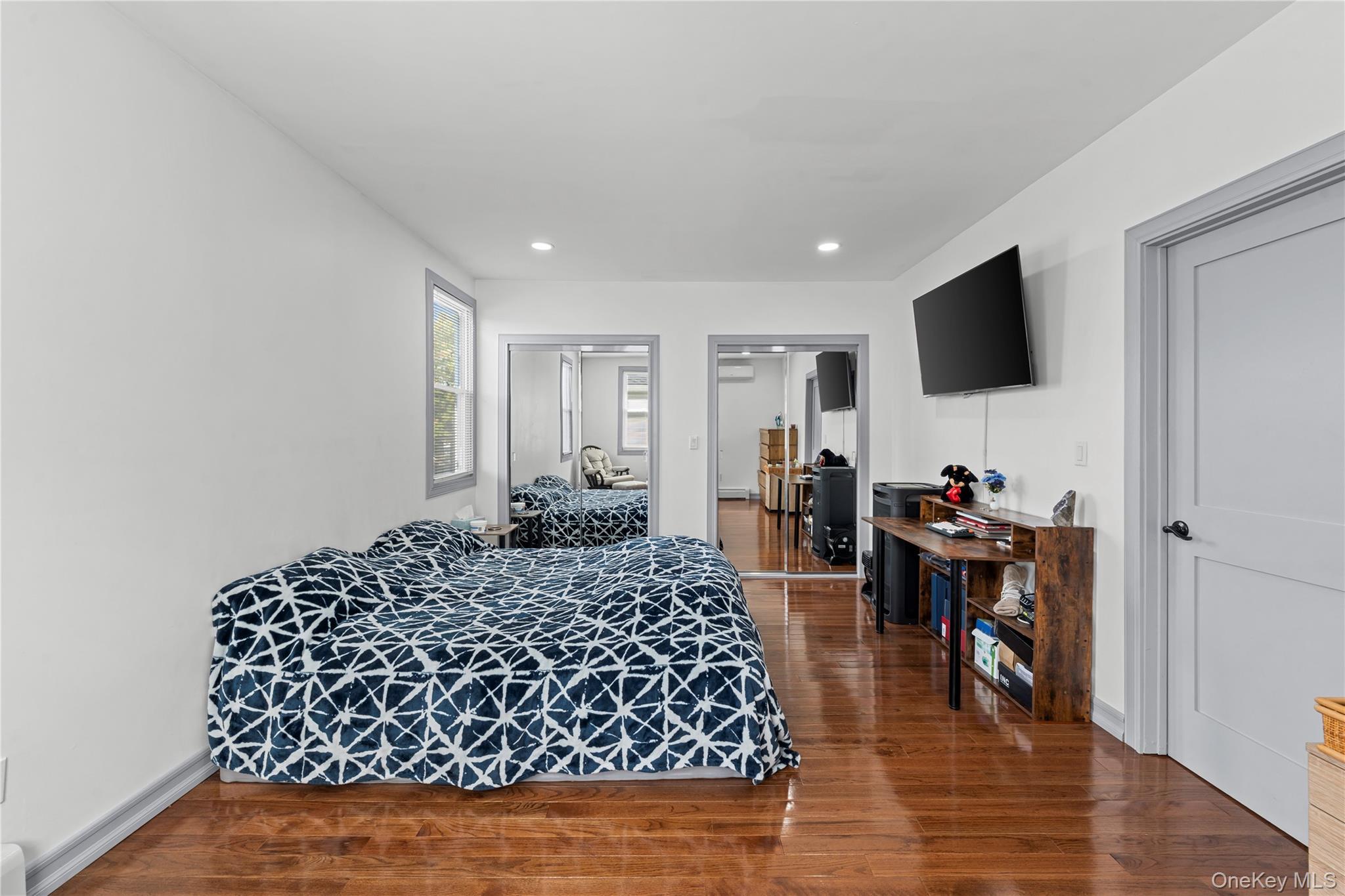 Single Family 166th Street Queens, NY 11433, MLS-1058405-20