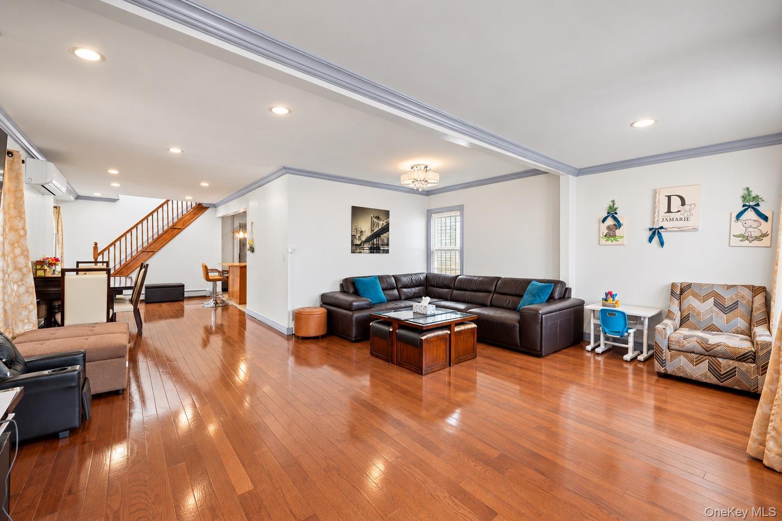 Single Family 166th Street Queens, NY 11433, MLS-1058405-3
