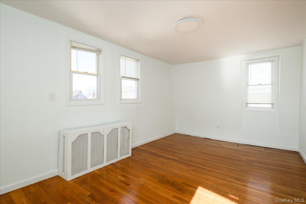 Single Family 10th Avenue Queens, NY 11357, MLS-1058424-25