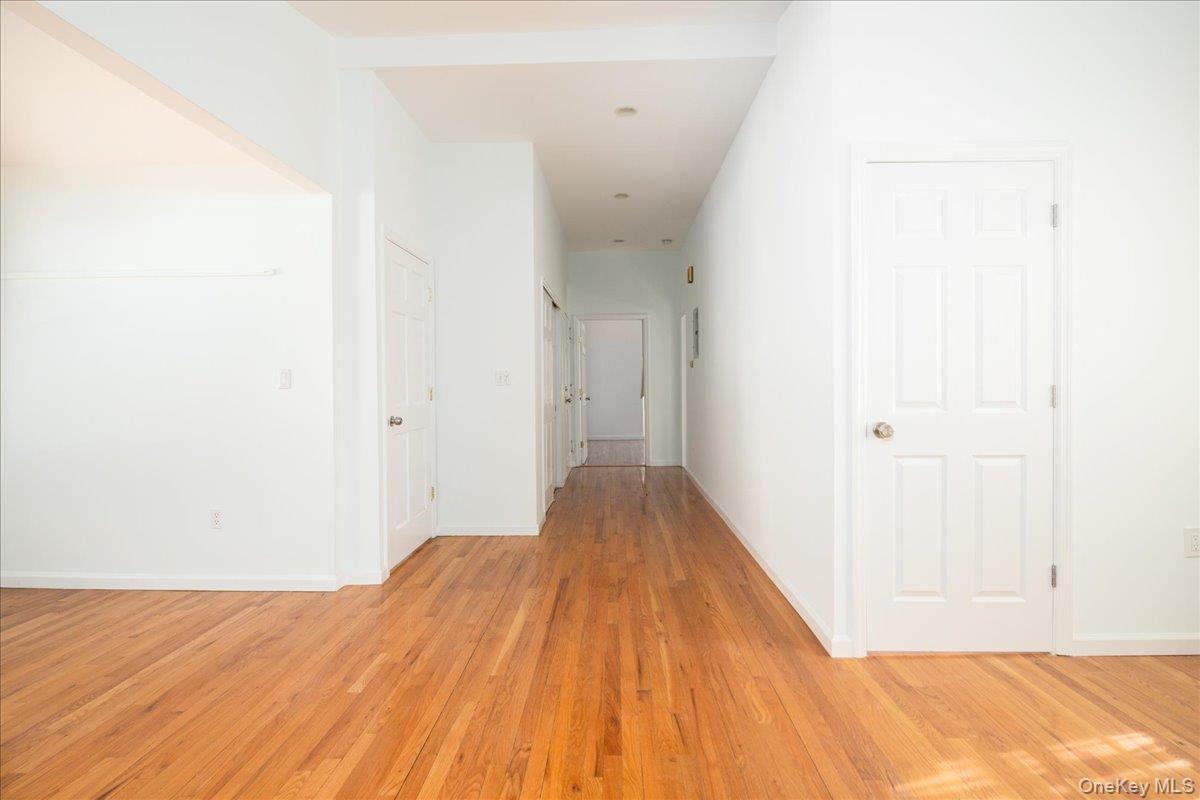 Single Family 10th Avenue Queens, NY 11357, MLS-1058424-8