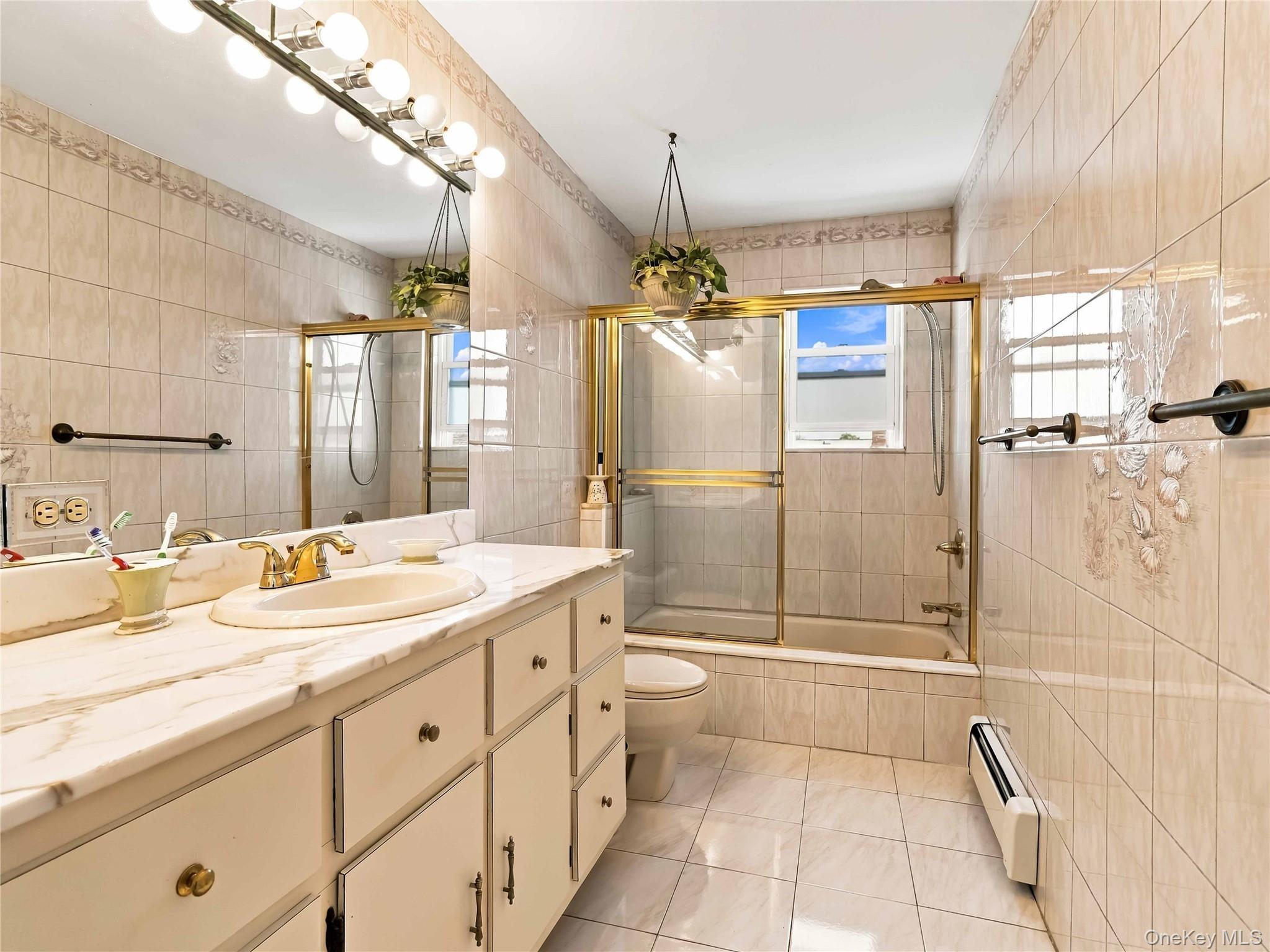 Single Family 76th Street Queens, NY 11370, MLS-1058429-7